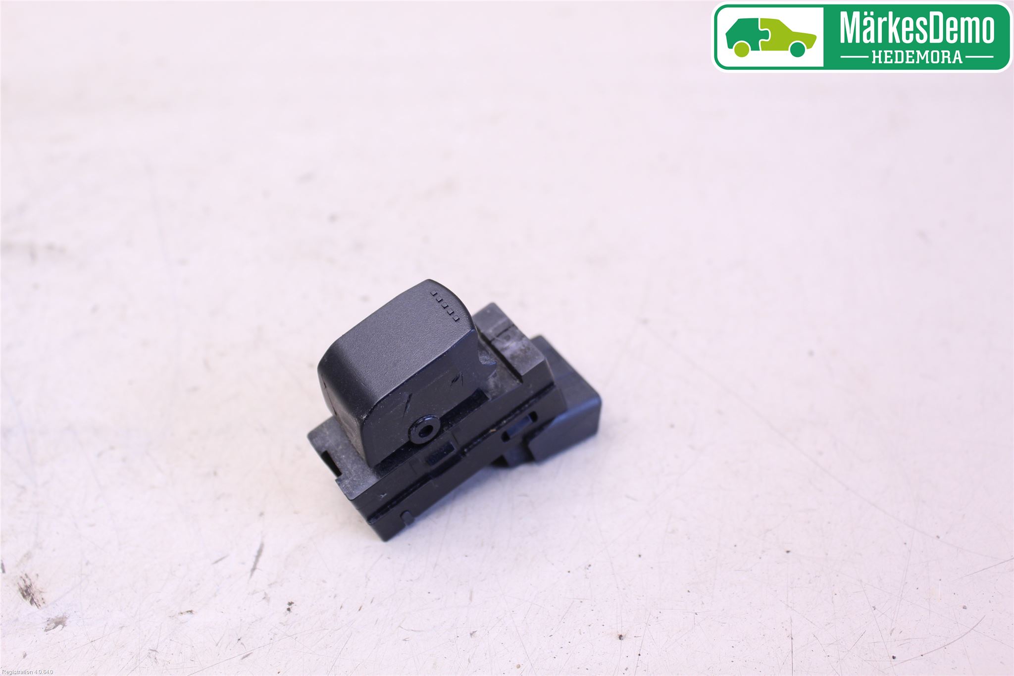 Suzuki SX4 06-09 Strömställare Elhiss