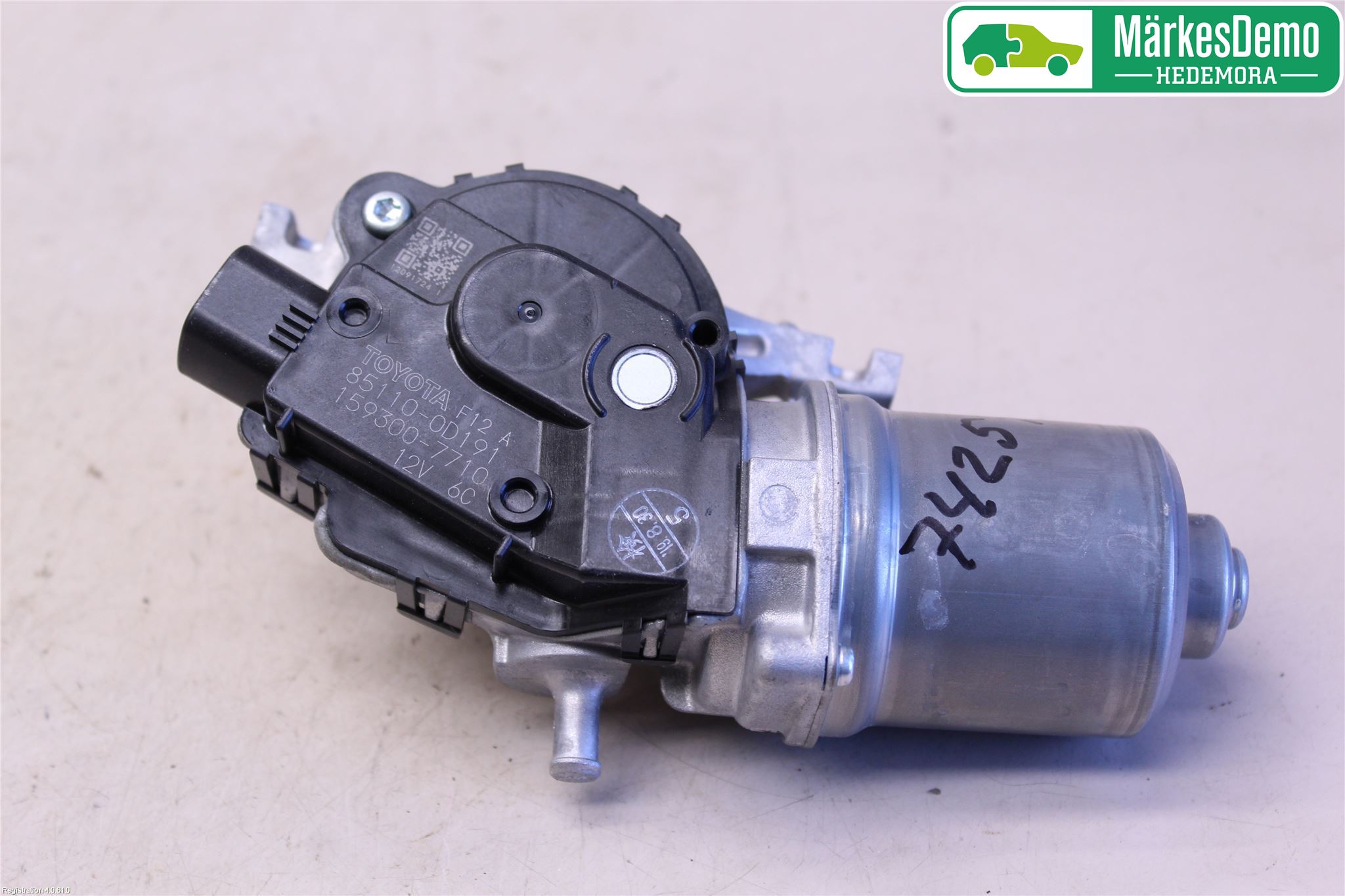 Toyota YARIS XP130 15-20 Torkarmotor Vindruta