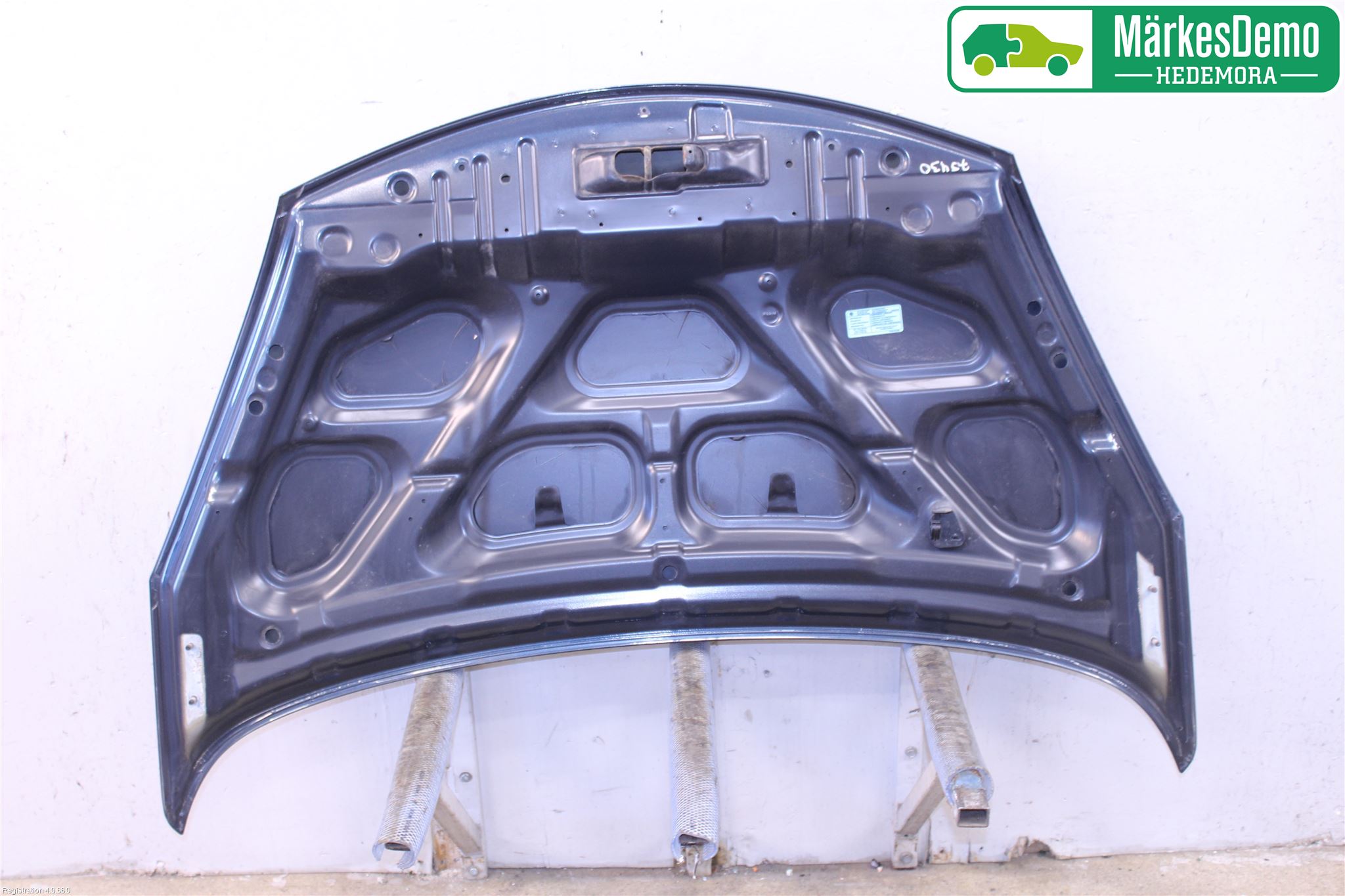 Nissan NOTE E11 06-14 Huv Fram