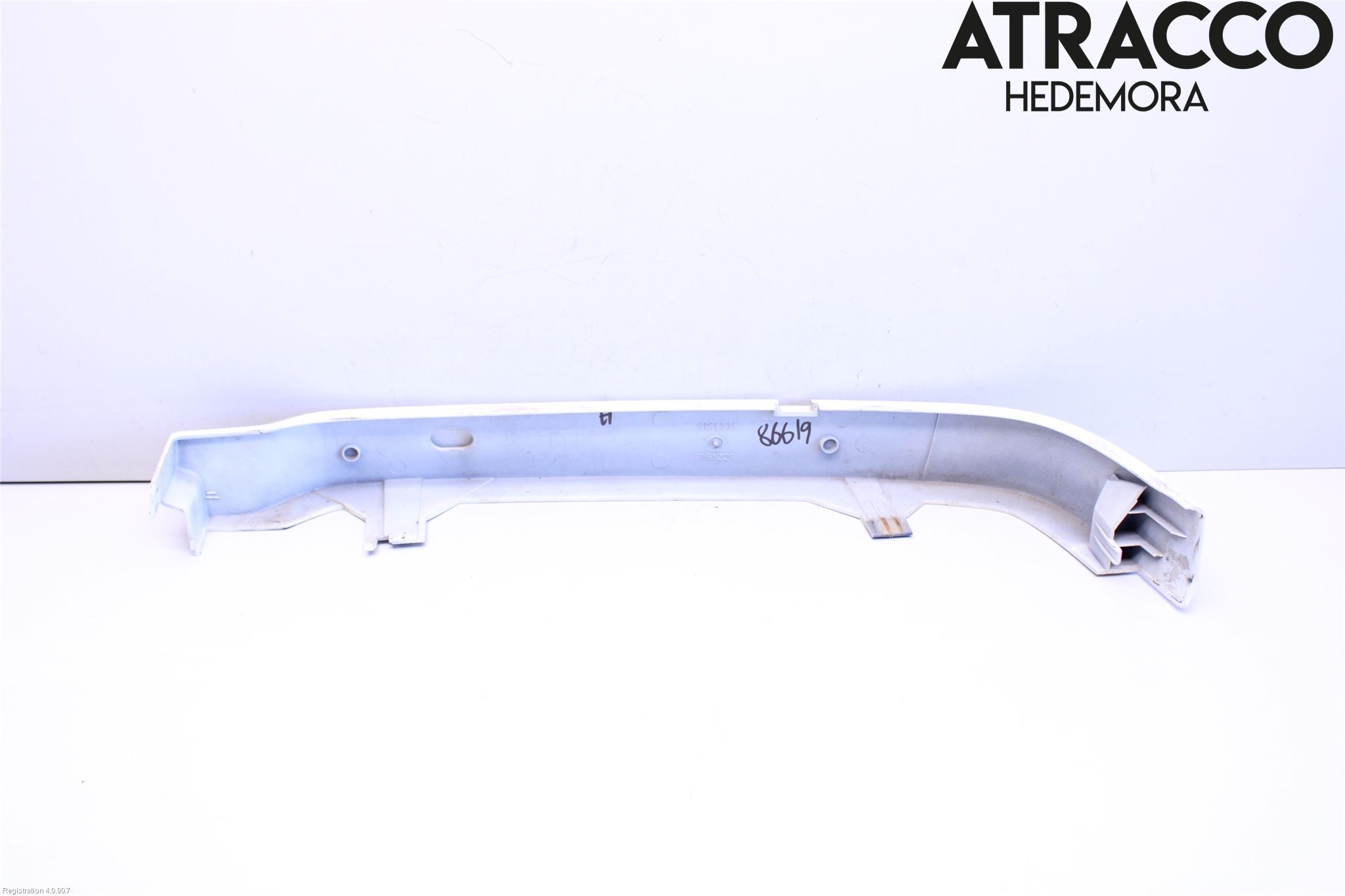 Volvo 850 91-97 Strålkastarsarg Höger