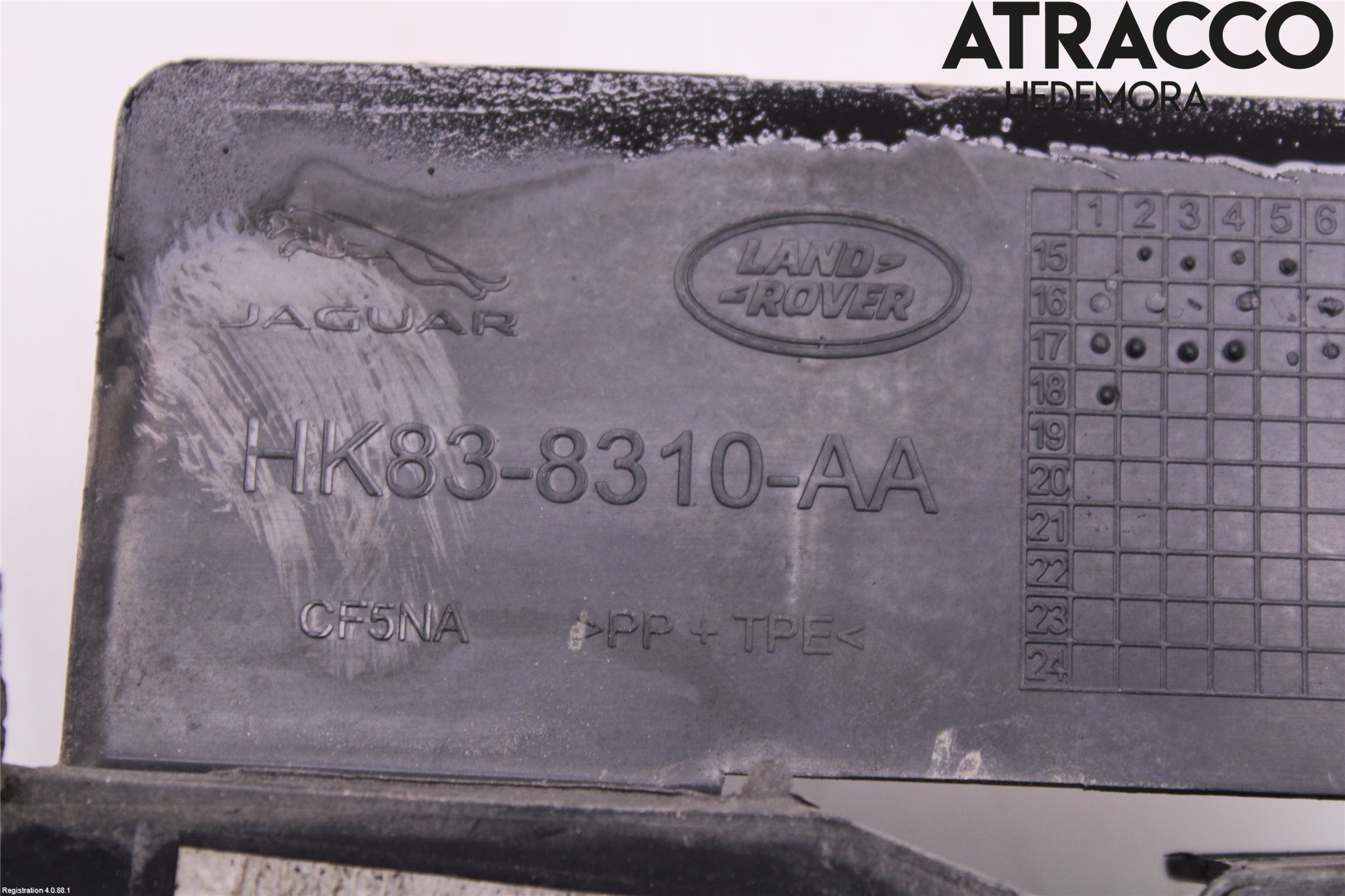 Jaguar F-PACE Deflektor Plåt-Plast Kylning