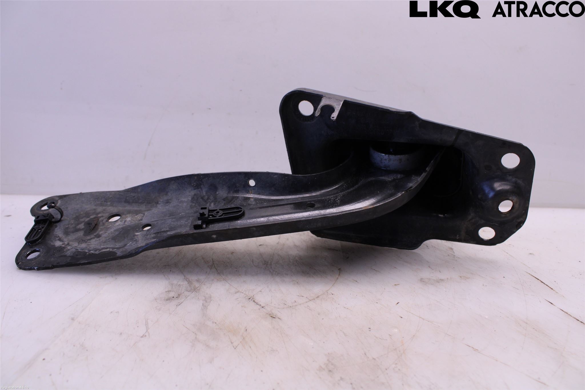 Volkswagen VW GOLF / E-GOLF VII 13-20 Bärarm Bak Vänster