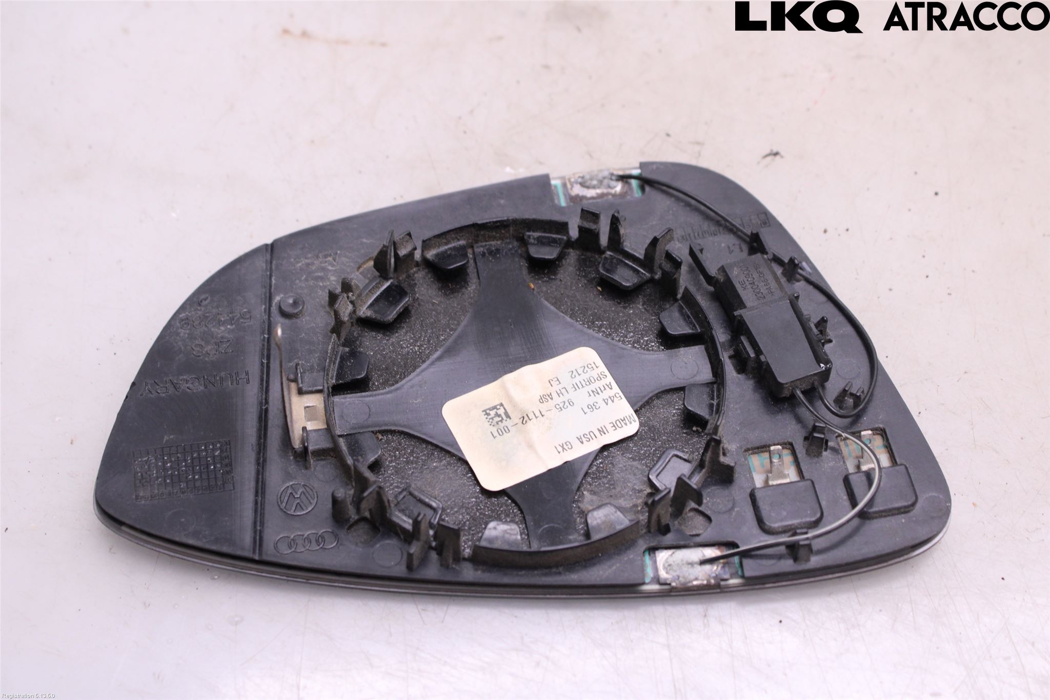 Volkswagen VW PASSAT 11-14 Spegelglas Vä