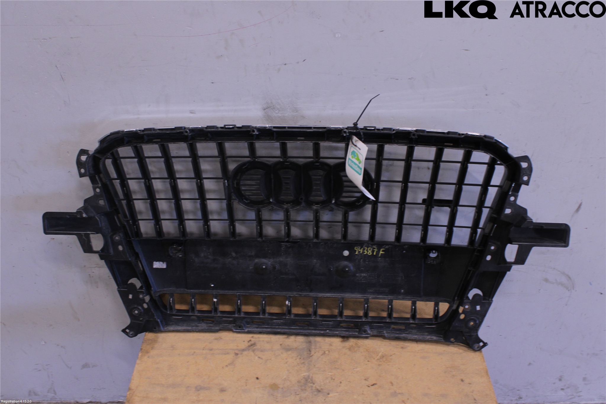 Audi Q5 09-16 Grill Komp