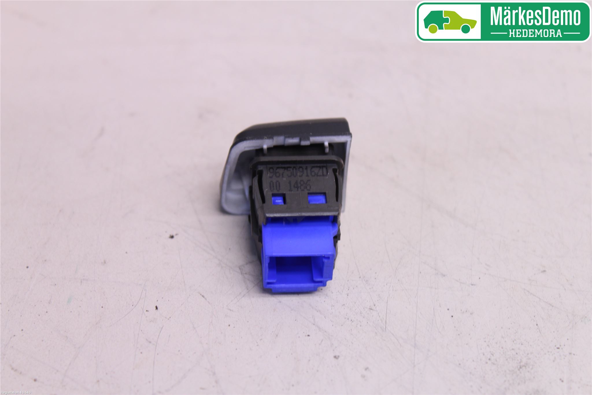 Peugeot 2008 13-20 Strömställare Varnings