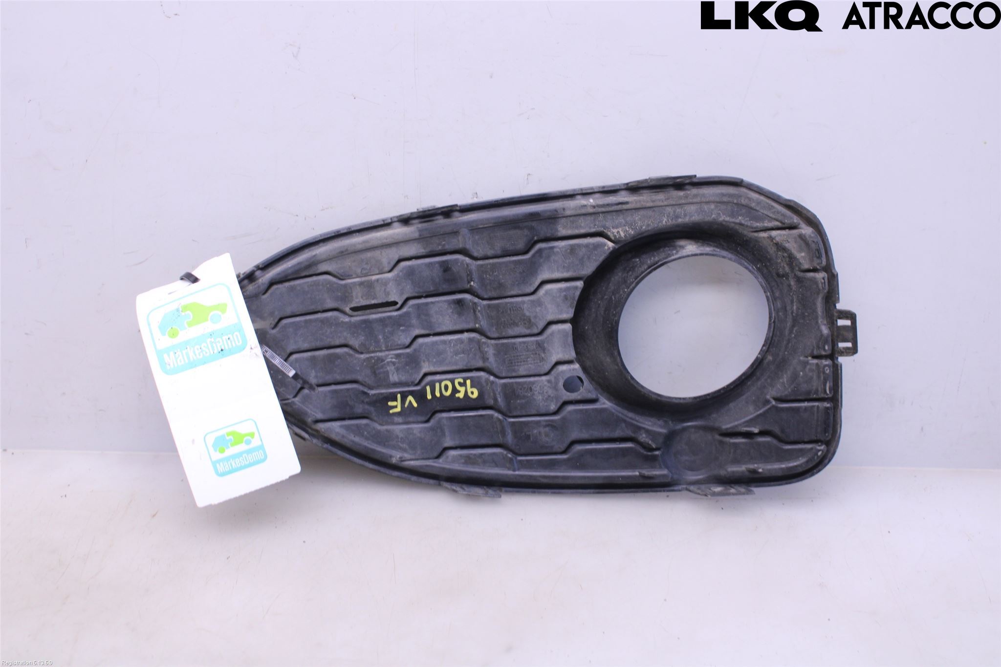 BMW 1 F20/F21 11-19 Dimljussarg Fram