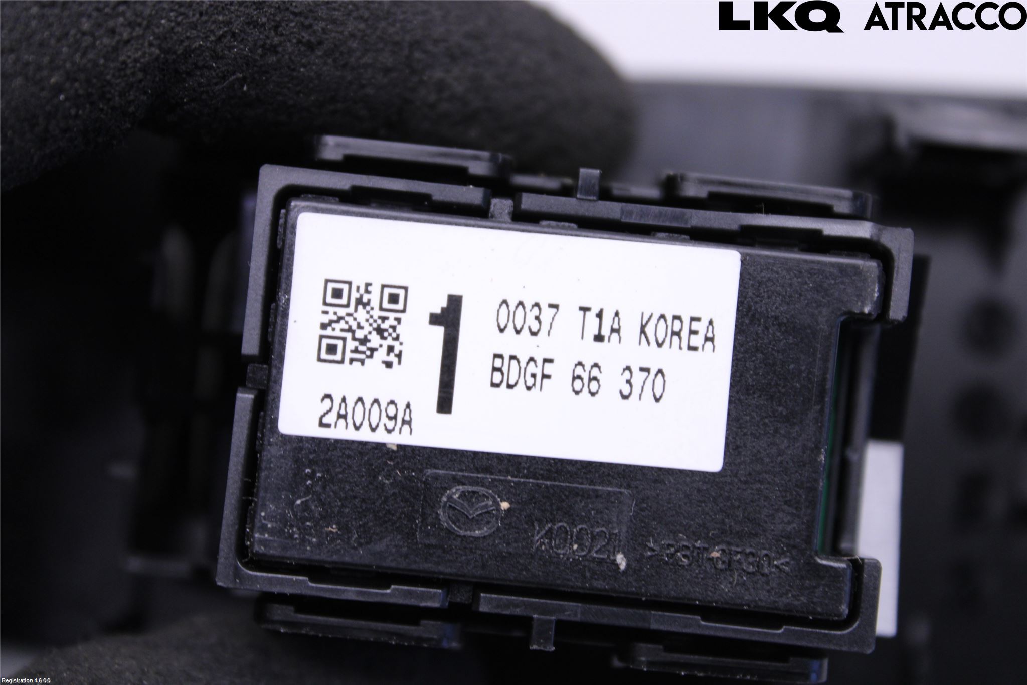 Mazda CX-30 20- Strömställare Elhiss