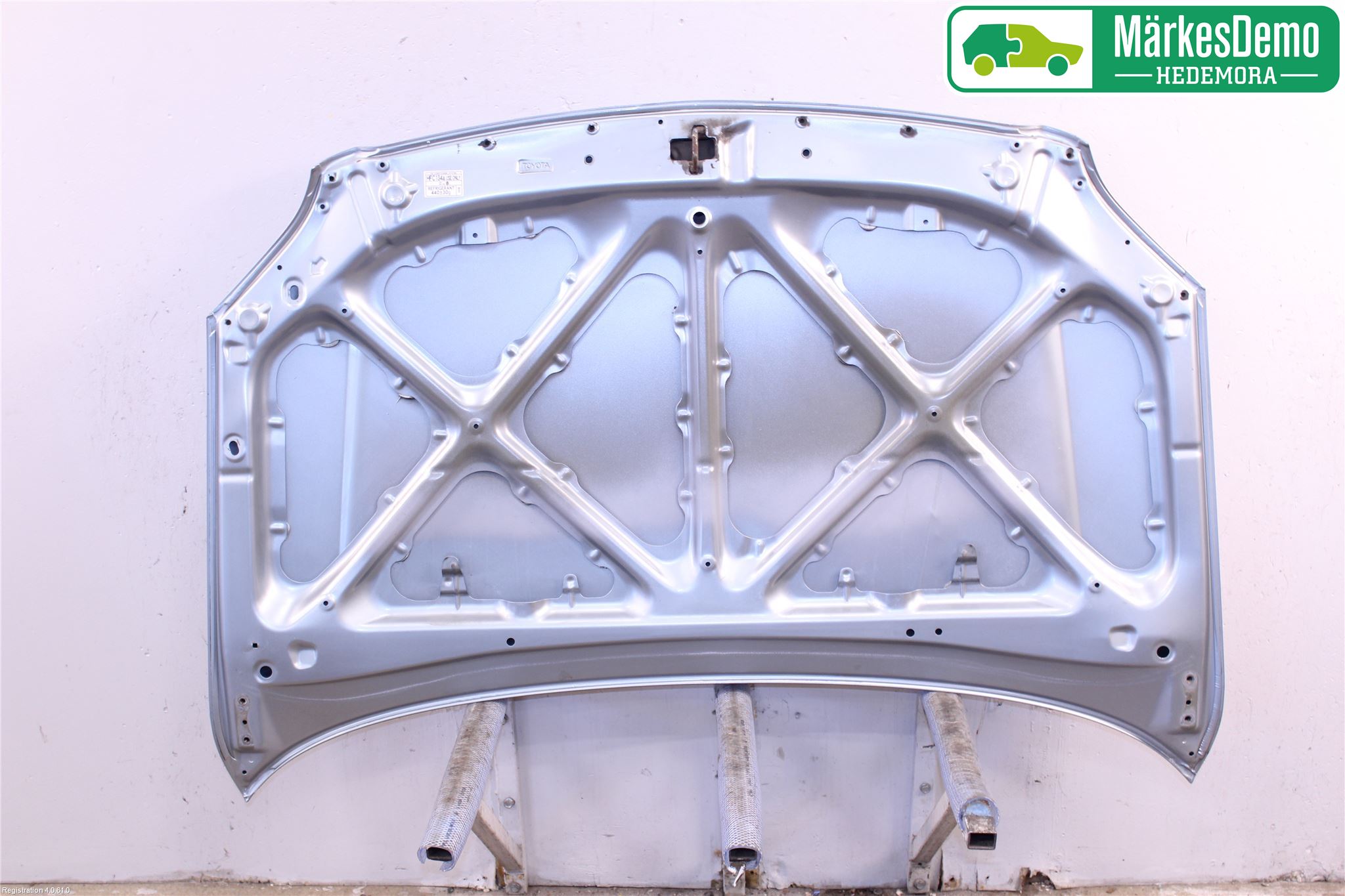 Toyota AVENSIS 07-08 Huv Fram