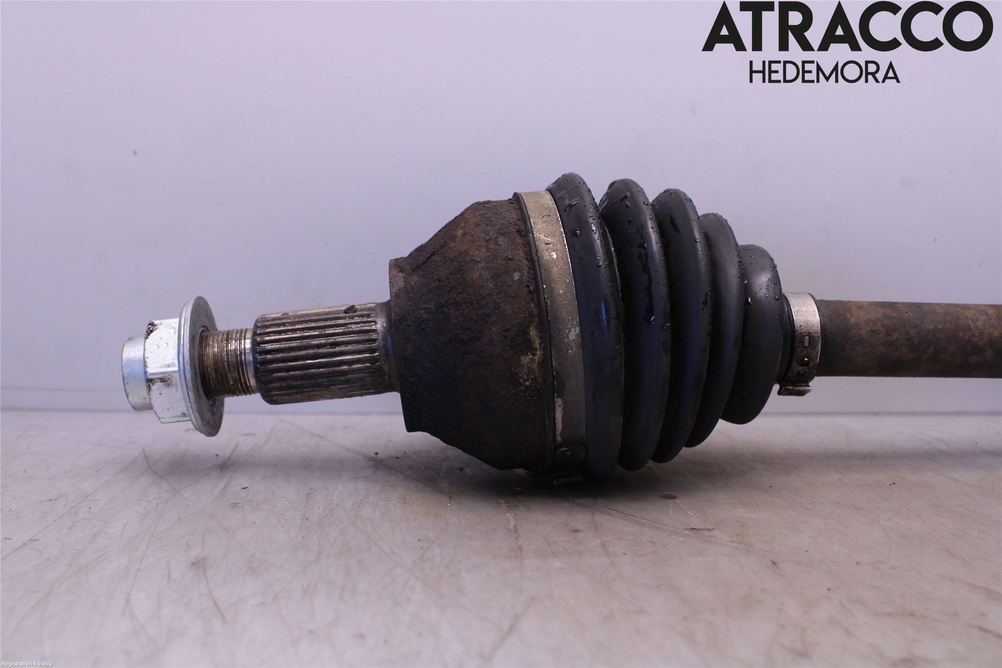 Alfa 159 Drivaxel Fram Höger