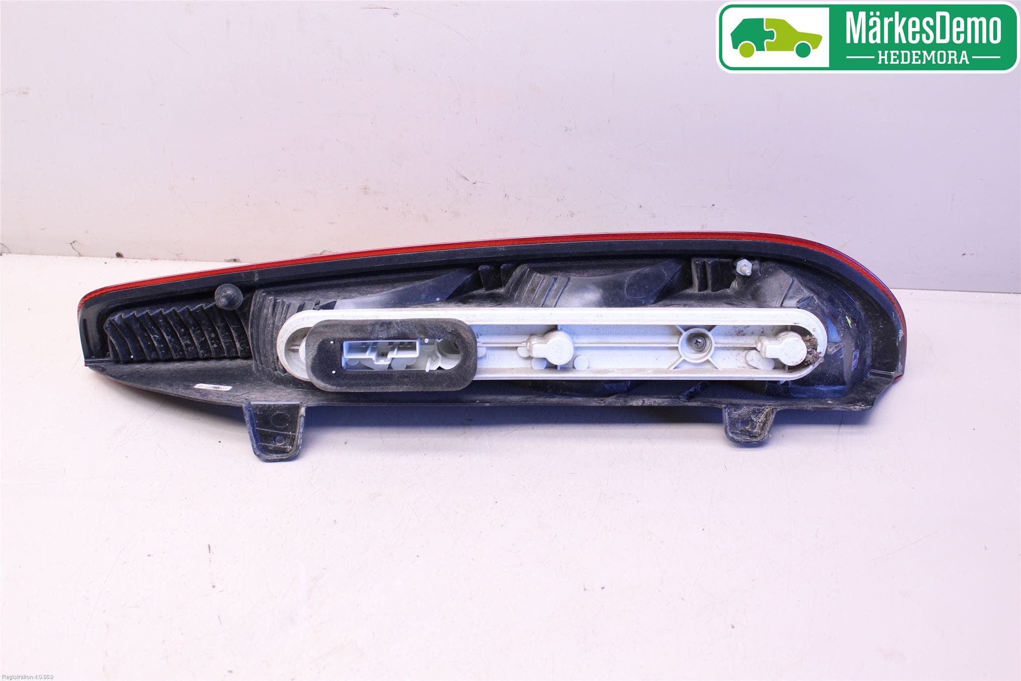 Ford FOCUS 04-07 Bakljus Vänster