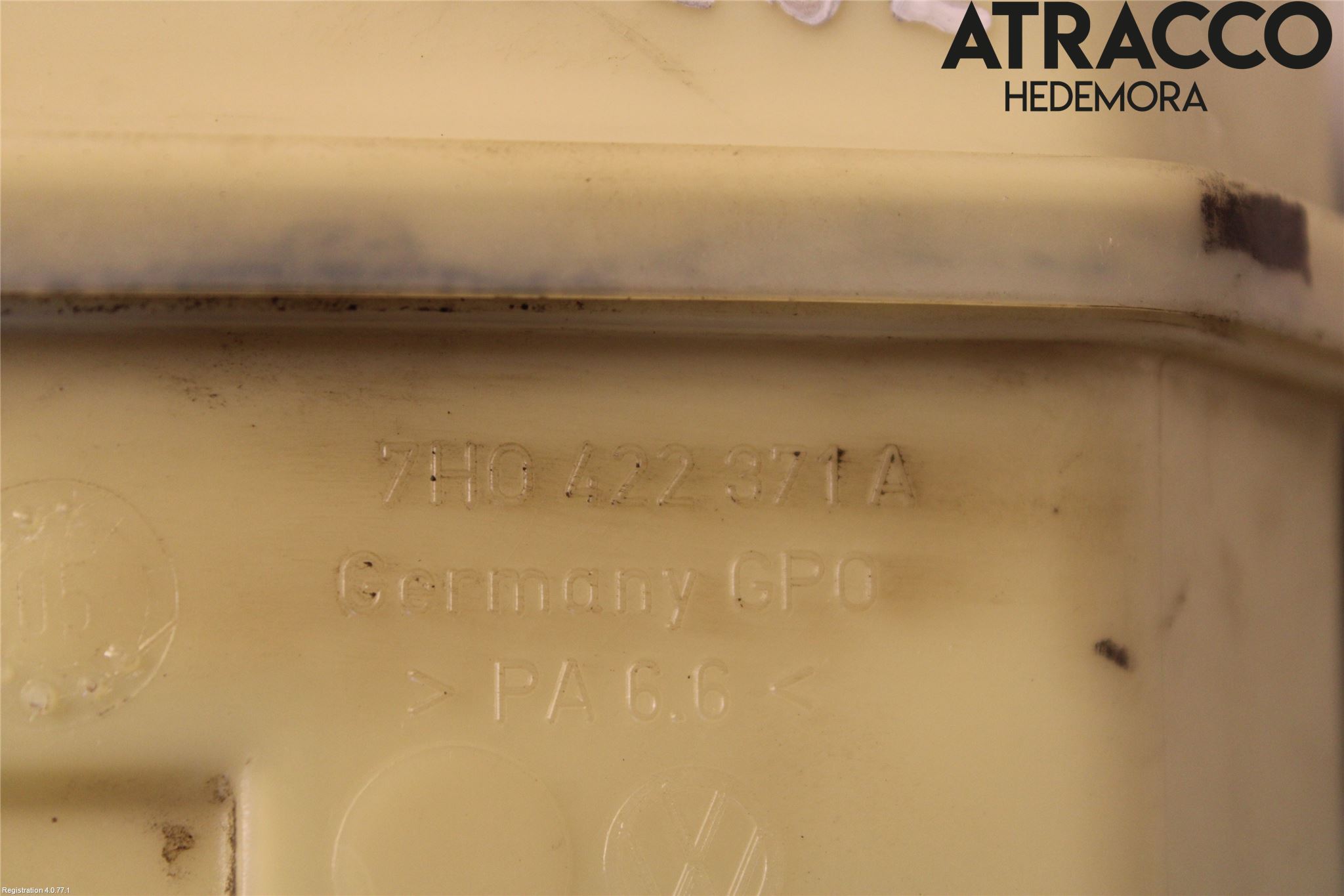 Volkswagen VW TRANSP/CARAVELLE (T5) 04-15 Styrservooljebehållare