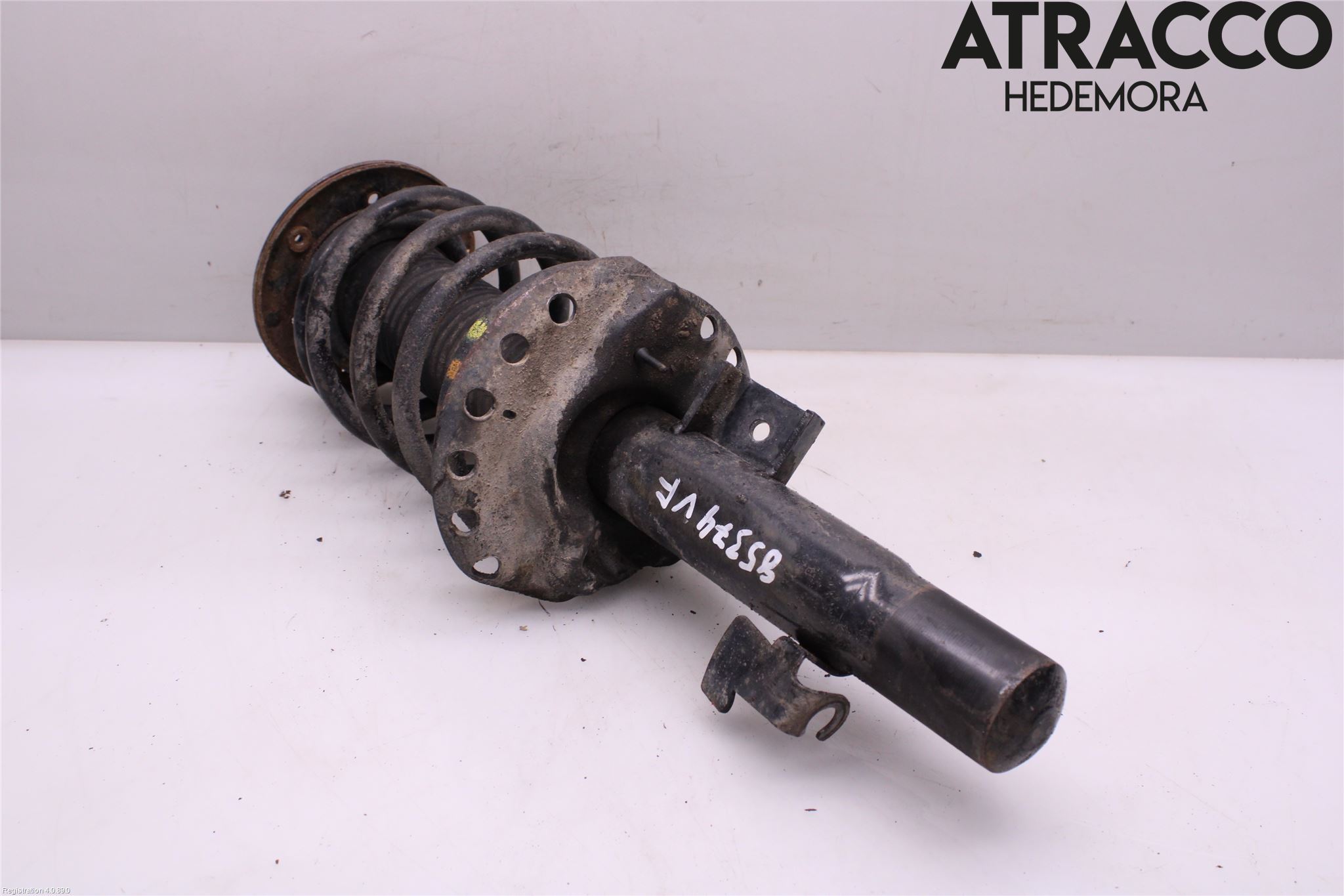 Volvo XC70 08-13 Fjäderben Fram Vänster