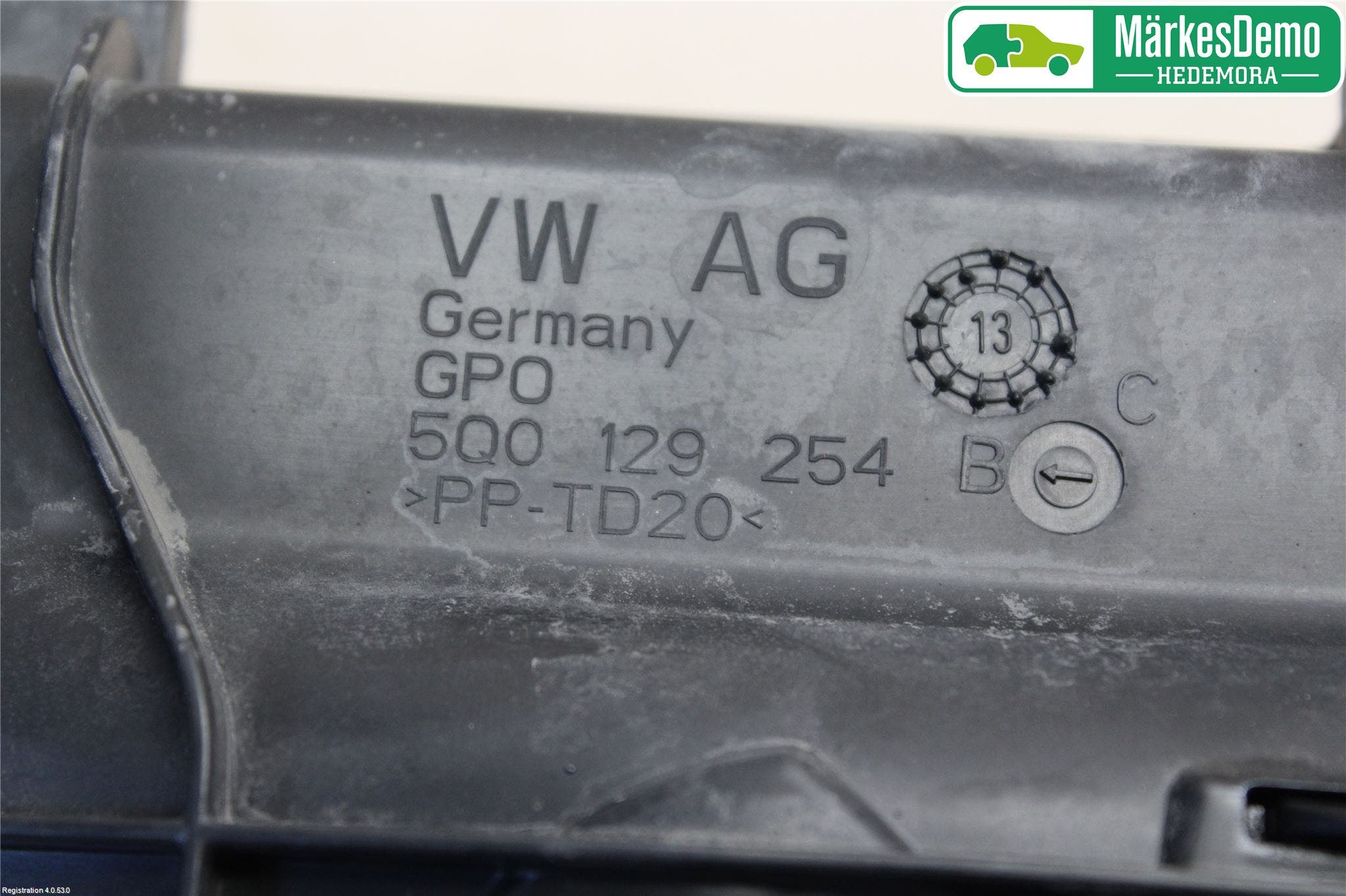 Volkswagen VW GOLF / E-GOLF VII 13-20 Deflektor Plåt-Plast Kylning