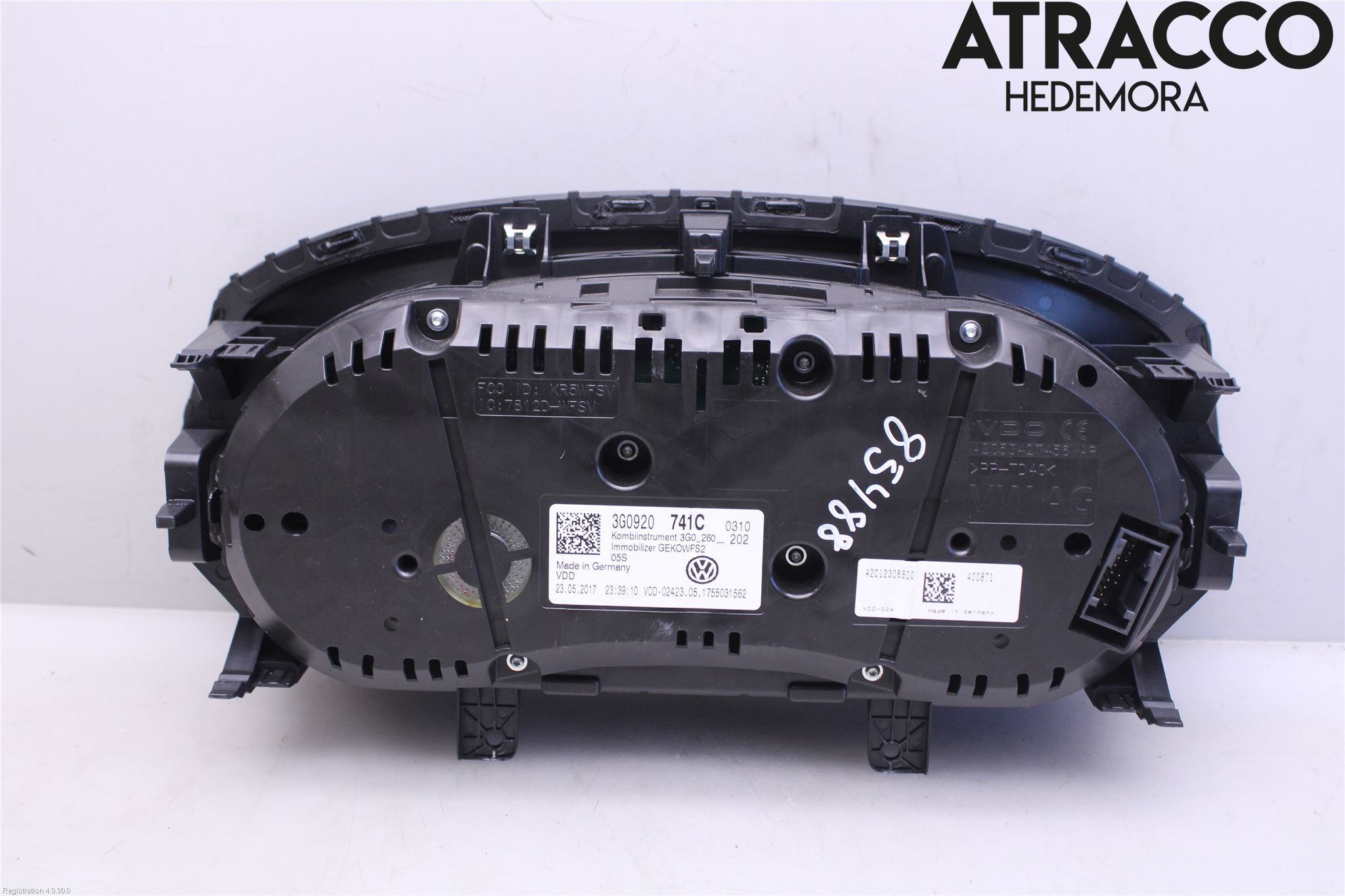 Volkswagen VW PASSAT 15-19 Instrument Komb
