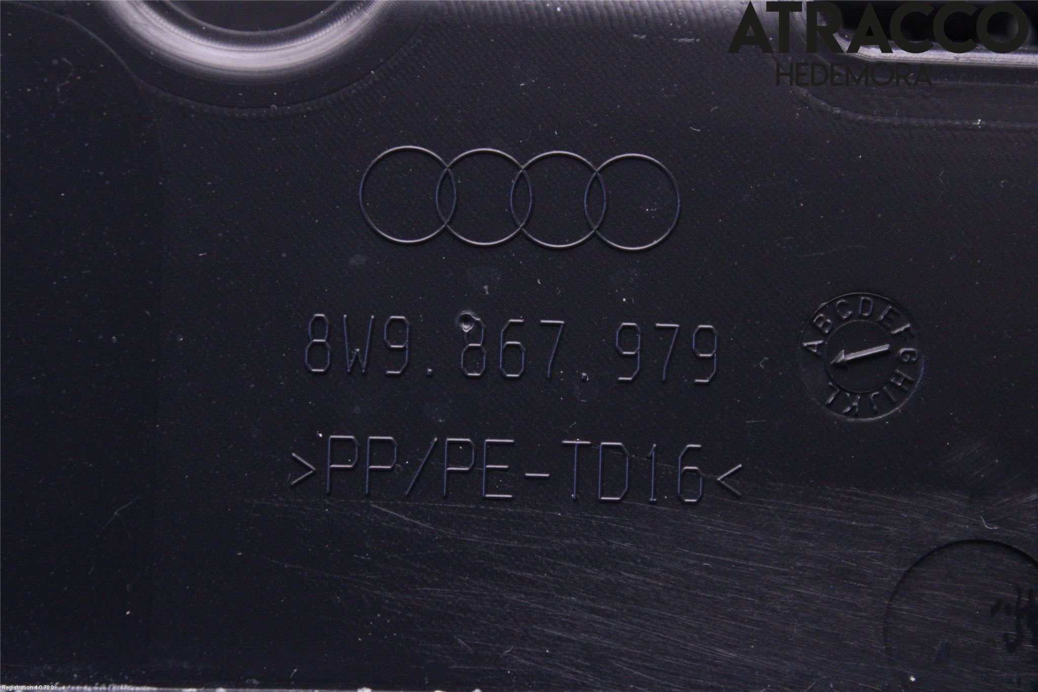 Audi A4/S4 B9 16-19 Inredning Bakluckeklädsel