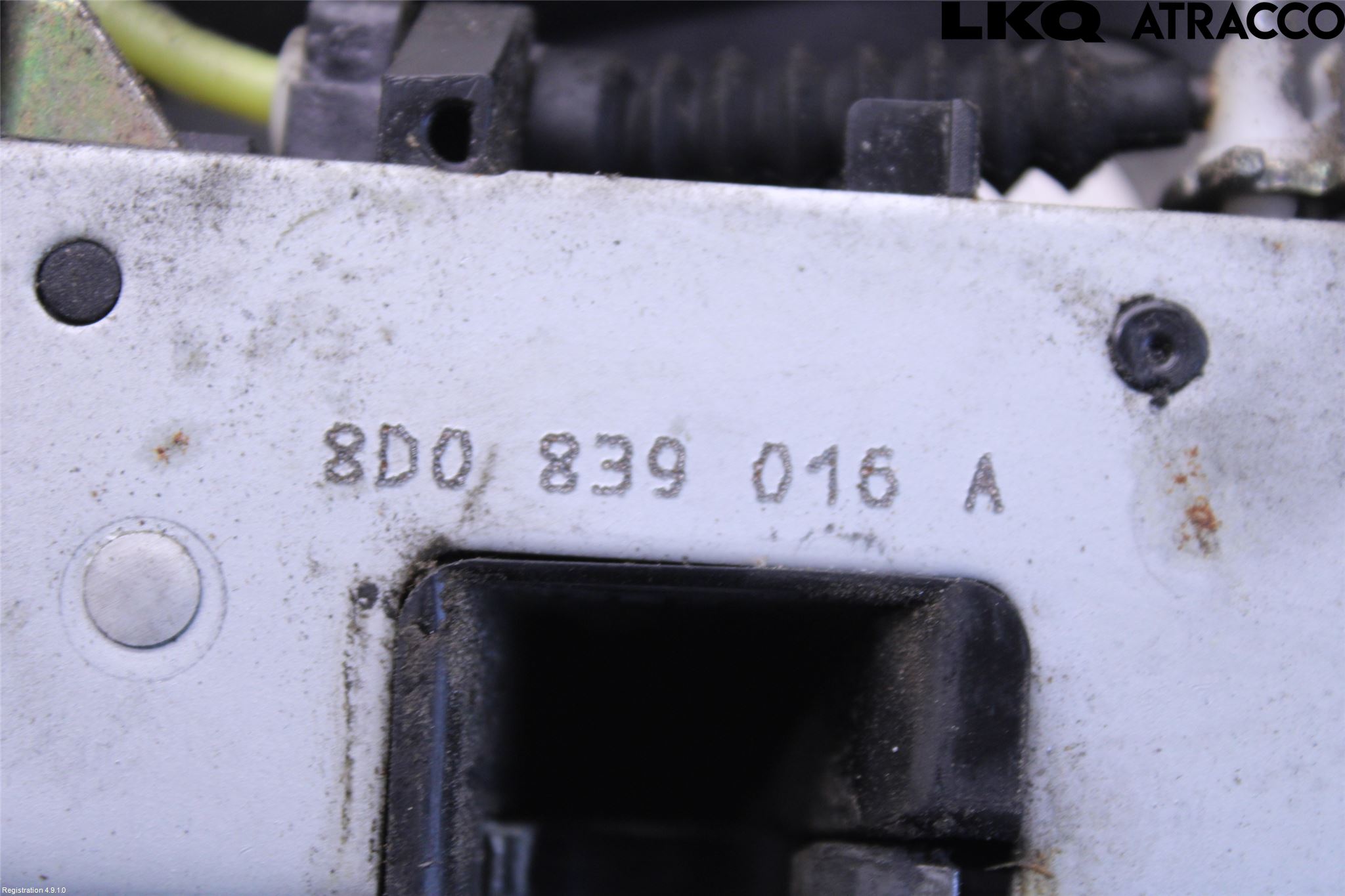 Audi A4/S4 99B-00 Låskista-Dörrlås