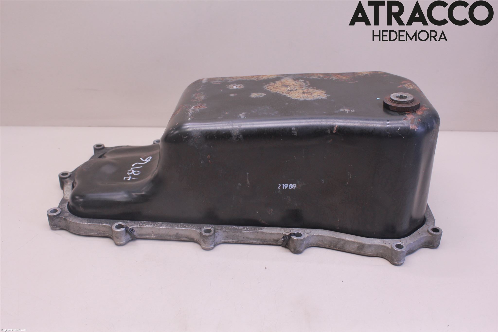 Iveco DAILY 07-13 Oljetråg