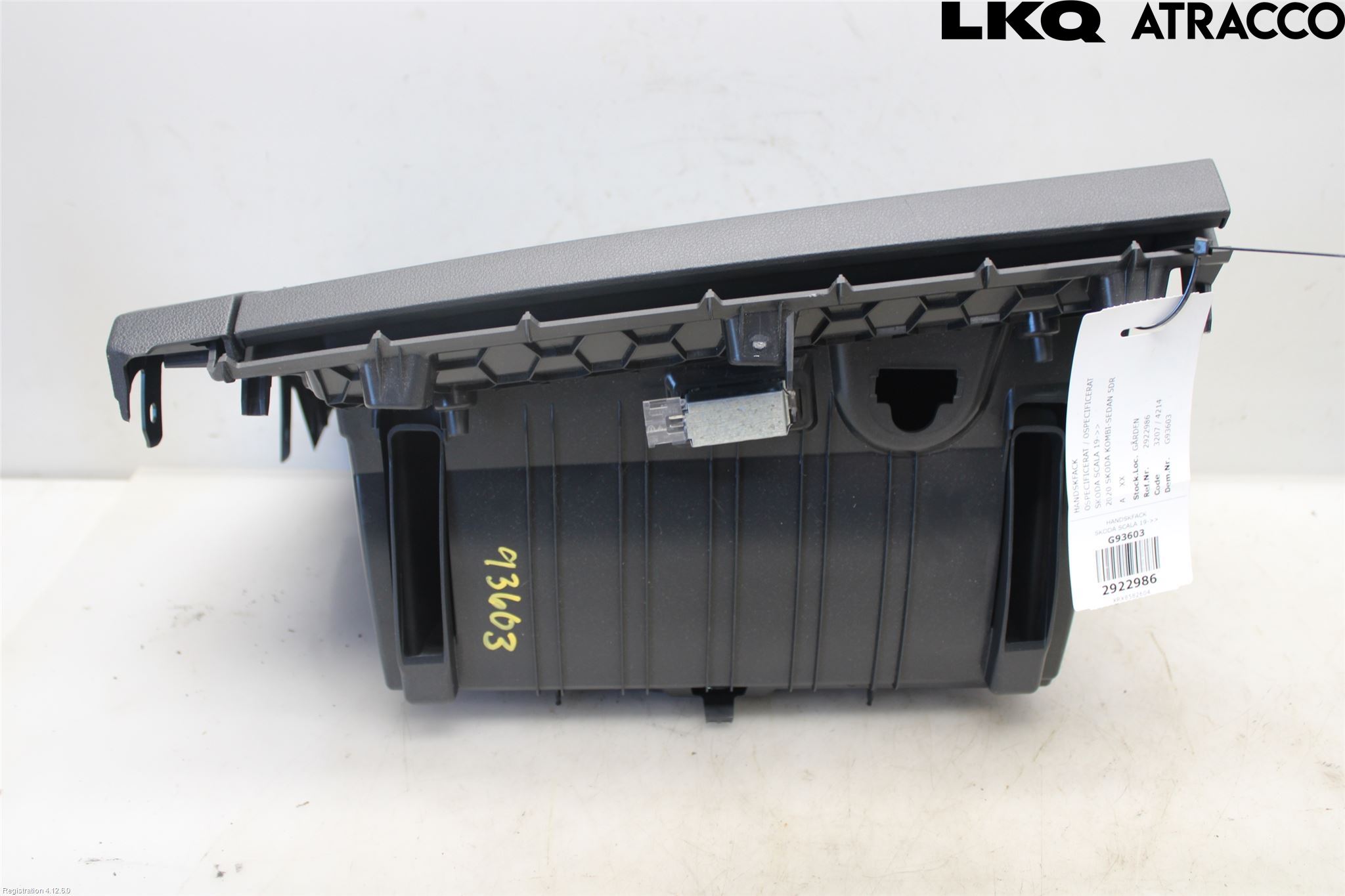 Skoda SCALA 19- Handskfack