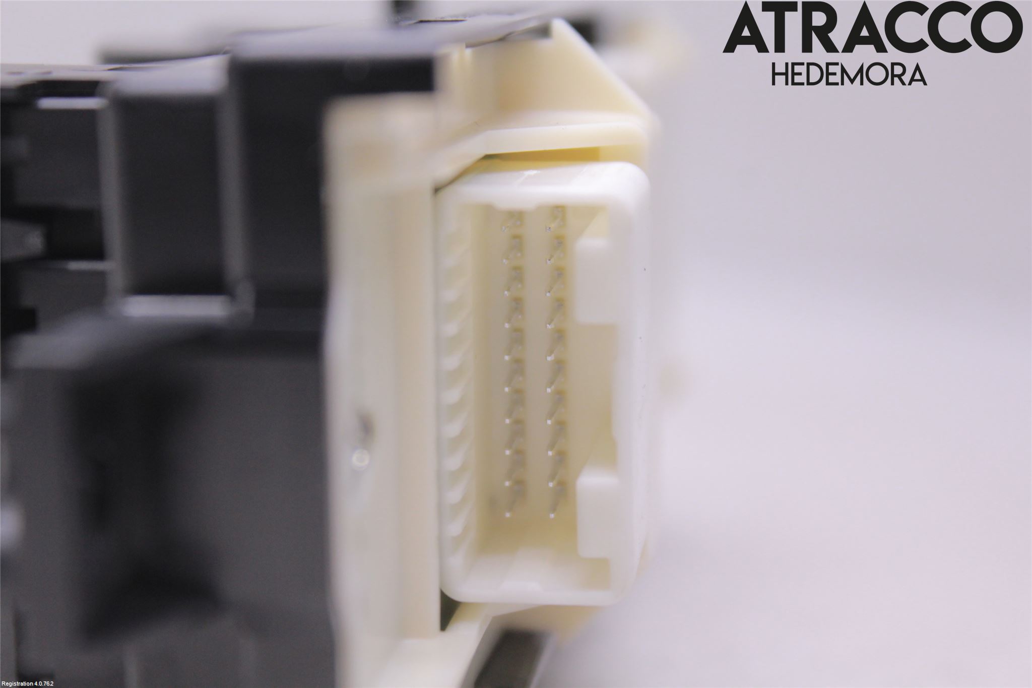 Lexus UX/300e 19- Strömställare Elhiss