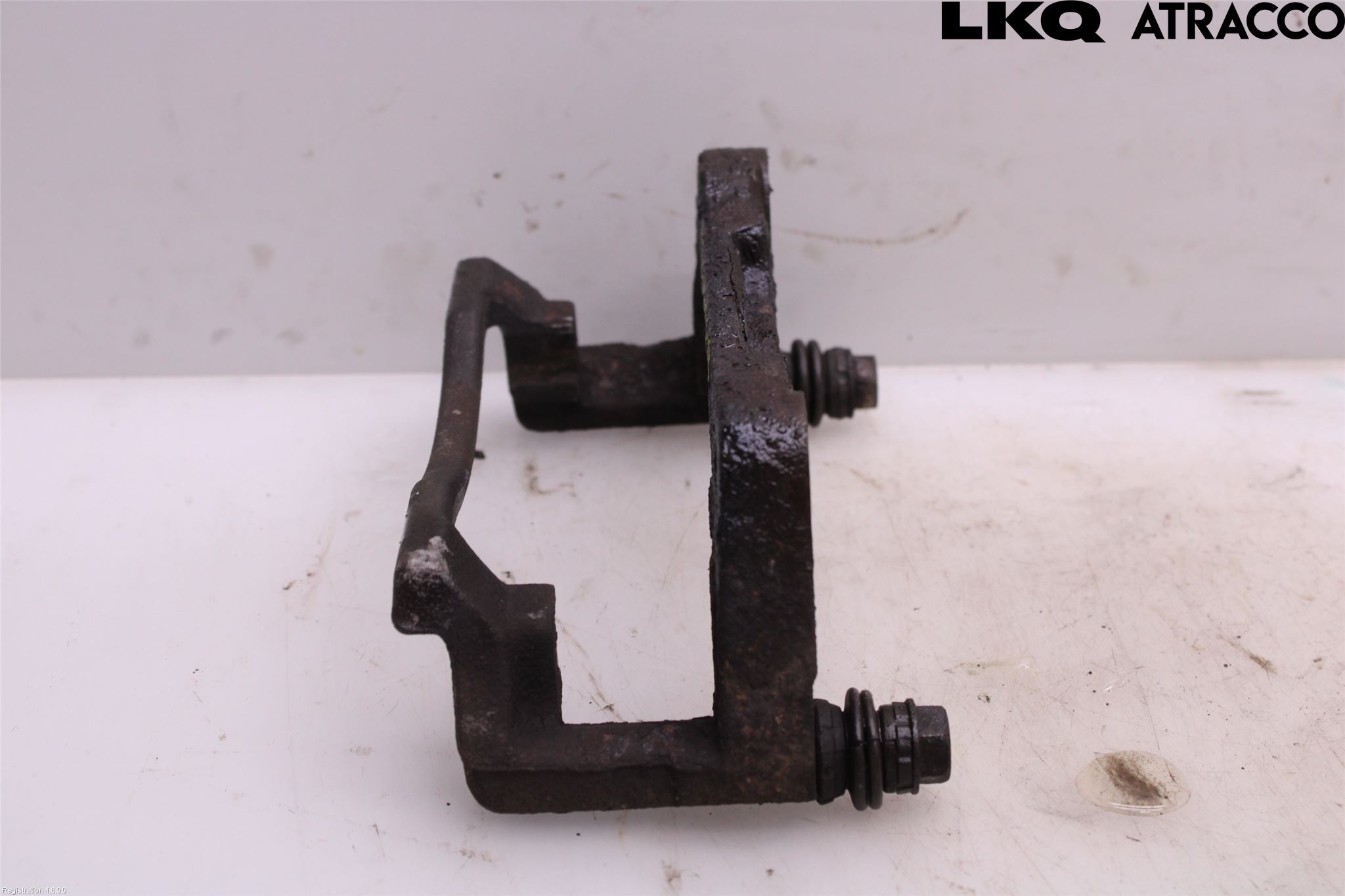 Dodge NITRO Bromsokshållare