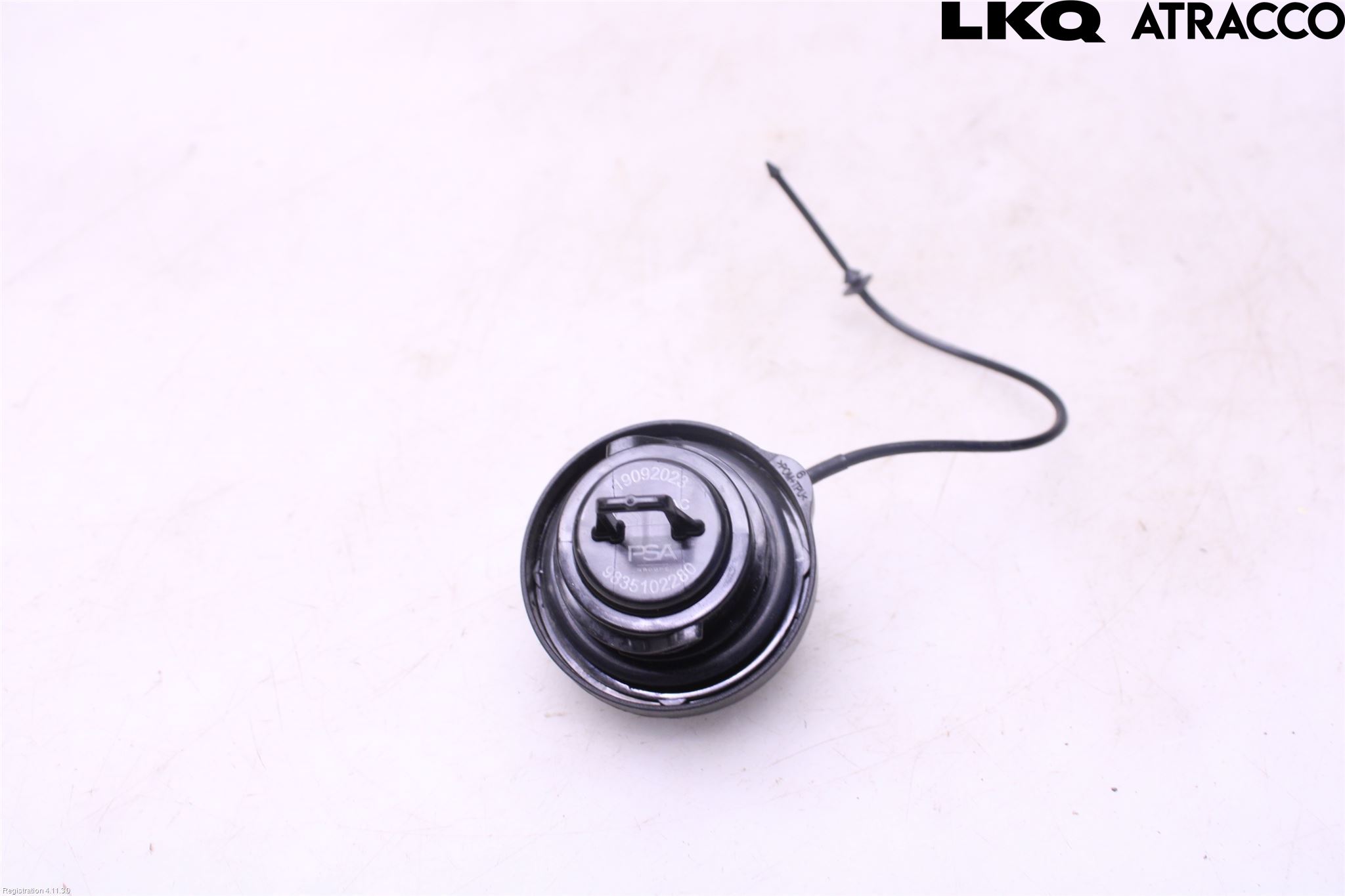 Peugeot 408 22- Bränsletankslock