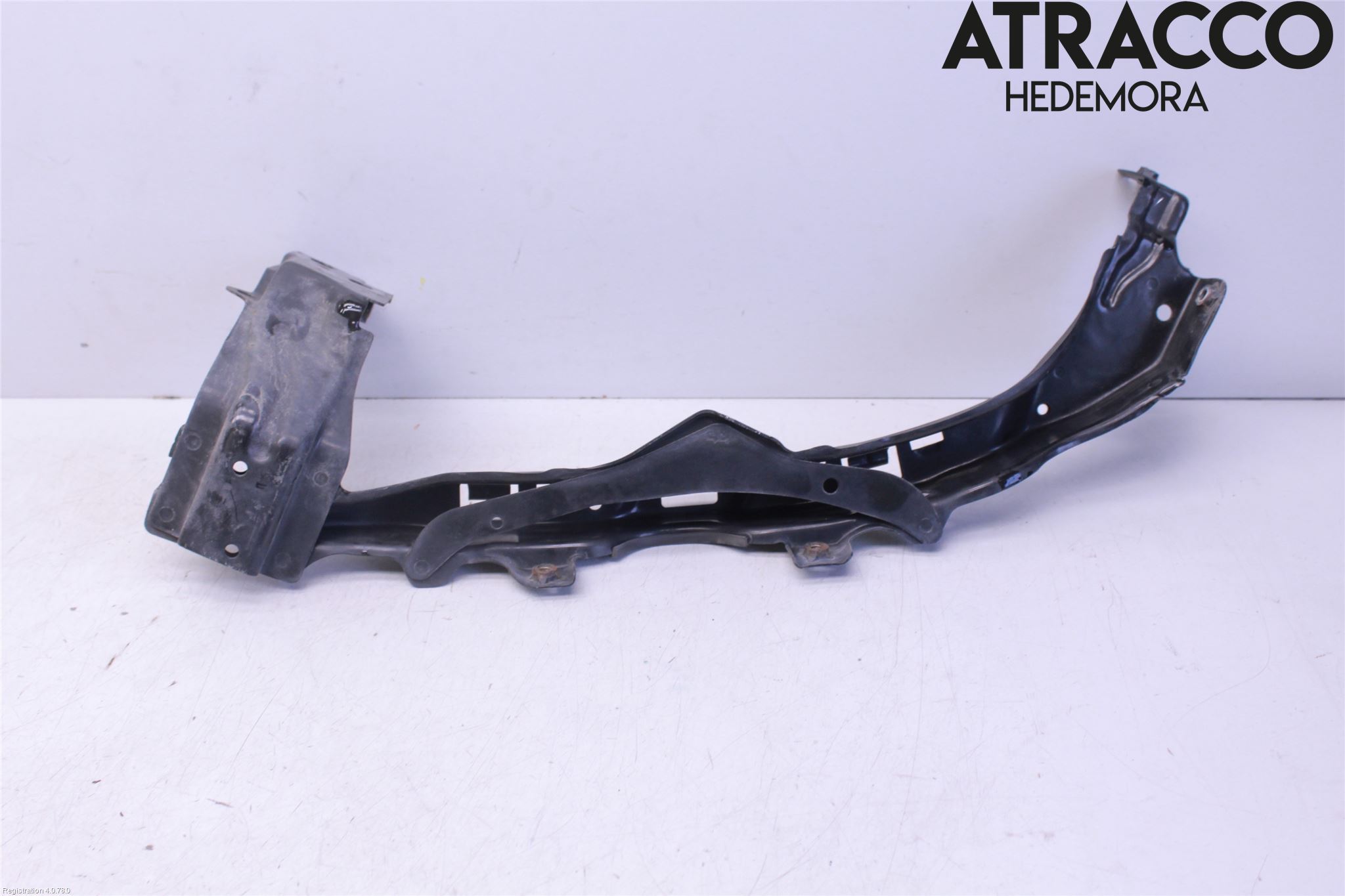 Subaru IMPREZA II  06-07 Strålkast Fästsarg