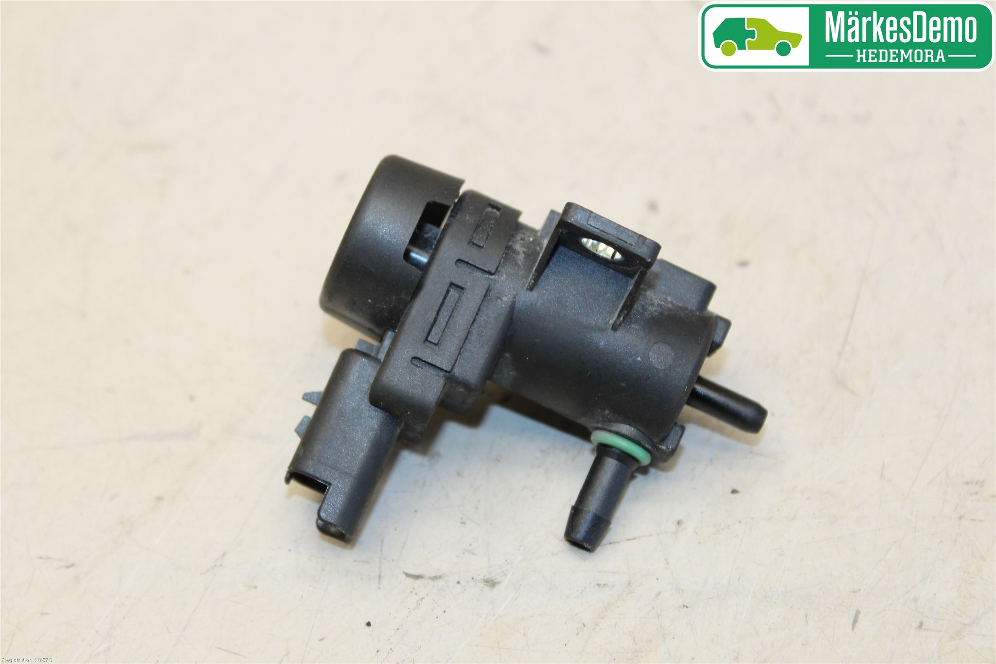 Mitsubishi OUTLANDER 07-12 Vakuumventil