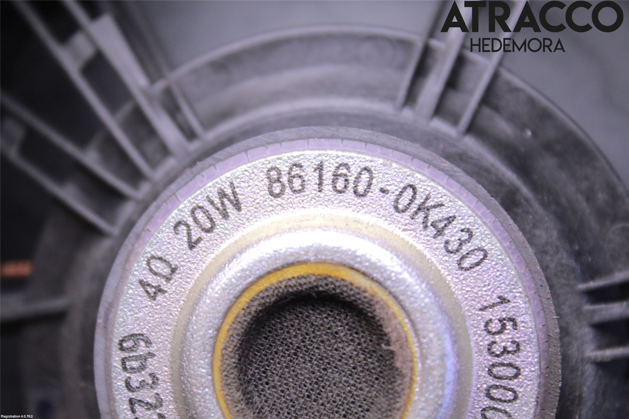 Toyota HILUX 16- Högtalare