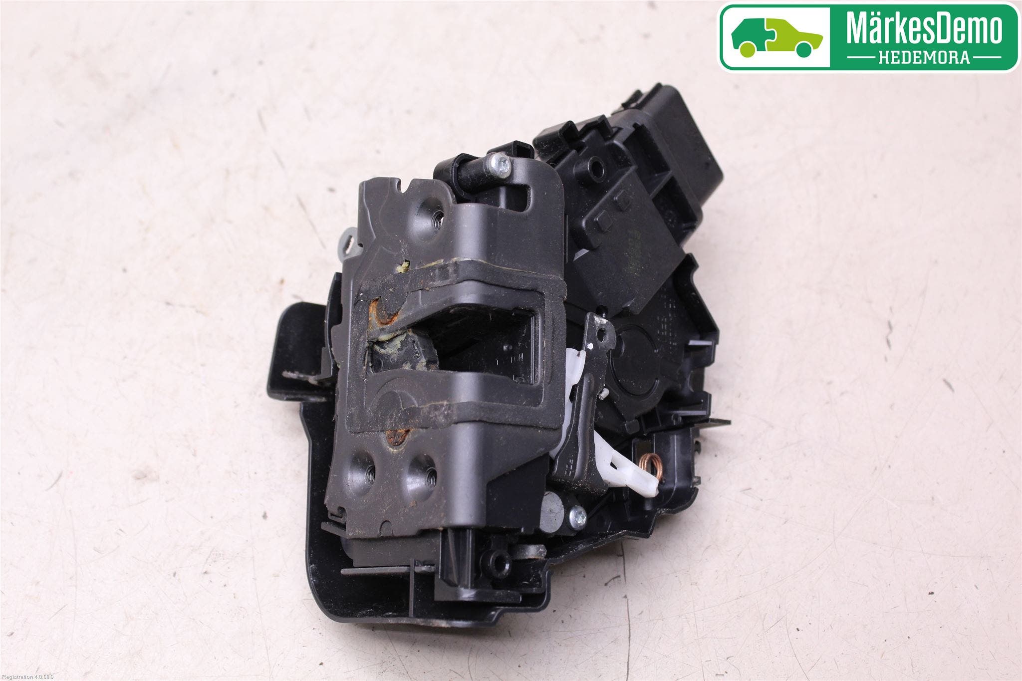 Ford FOCUS 08-11 Låskista-Dörrlås