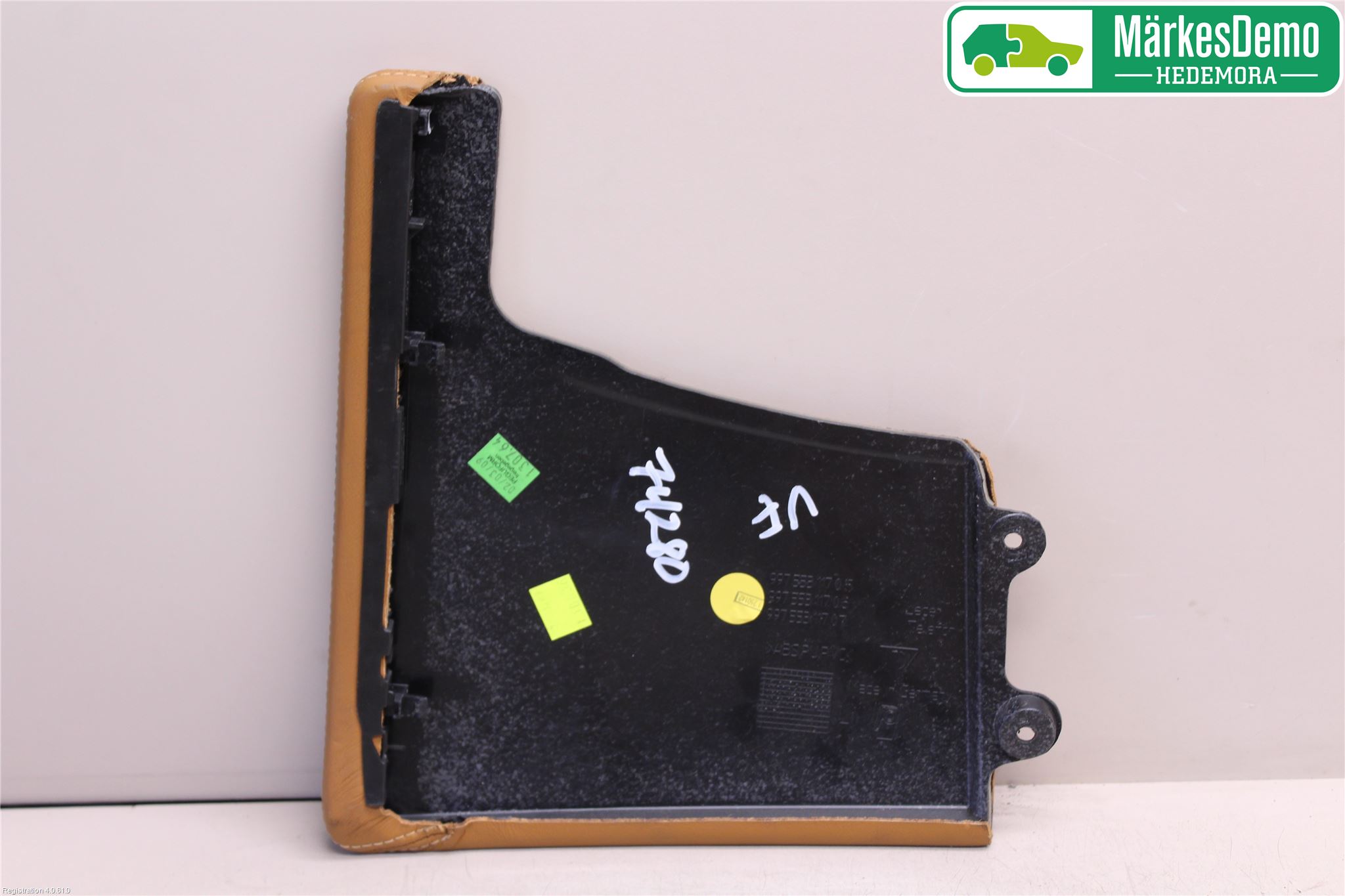 Porsche 911 64- Instrumentkonsoll Mitt