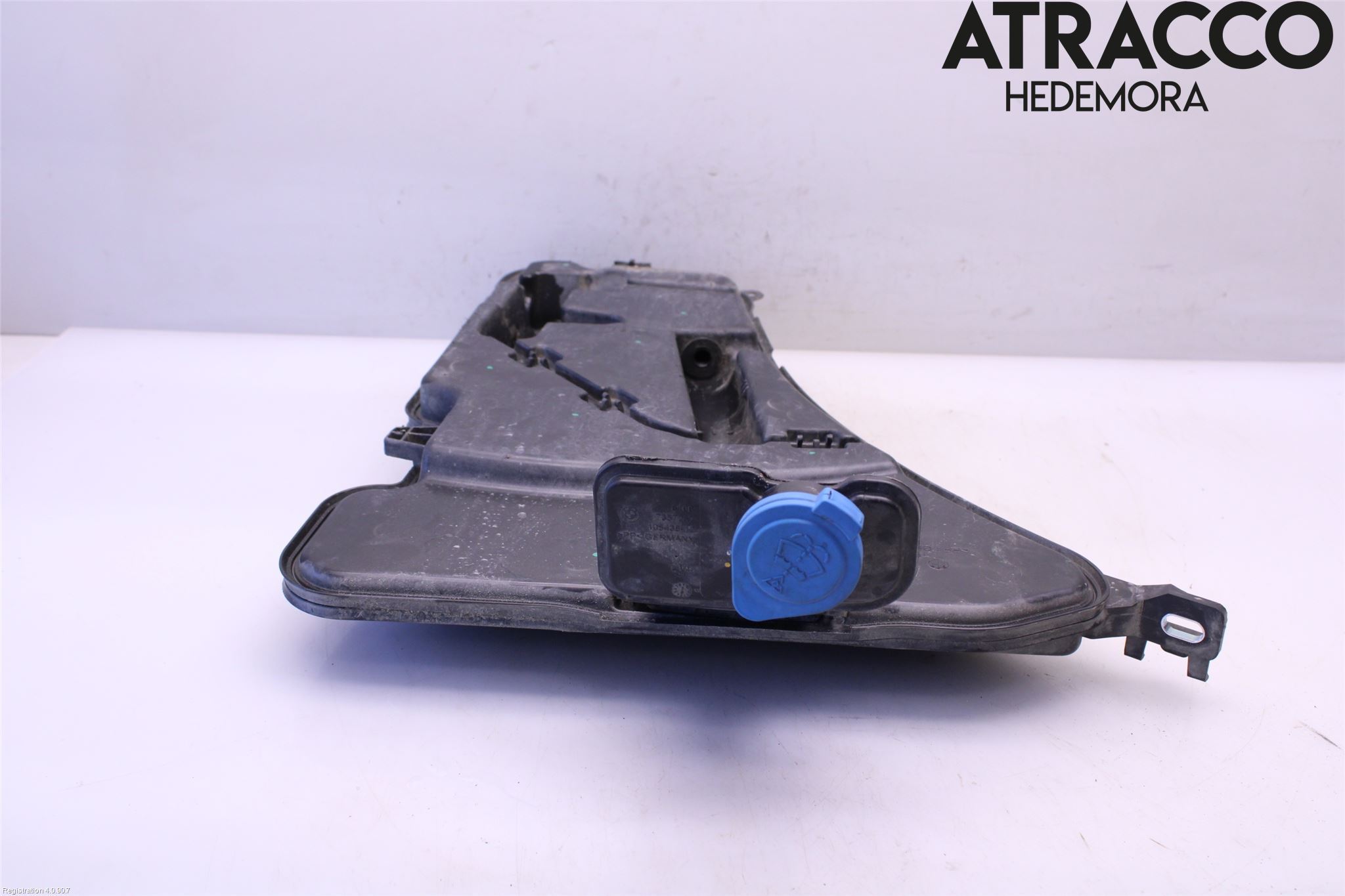 BMW 5 G30/G31/F90 17-23 Spolartank Vindruta
