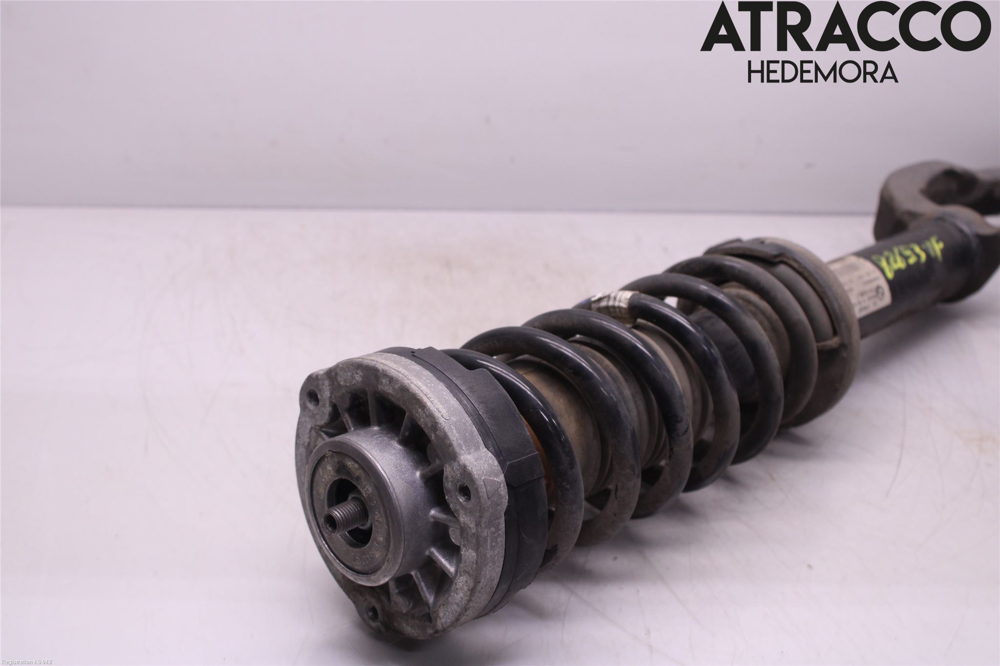 BMW 5 F10/F11/F18 09-17 Fjäderben Fram Vänster