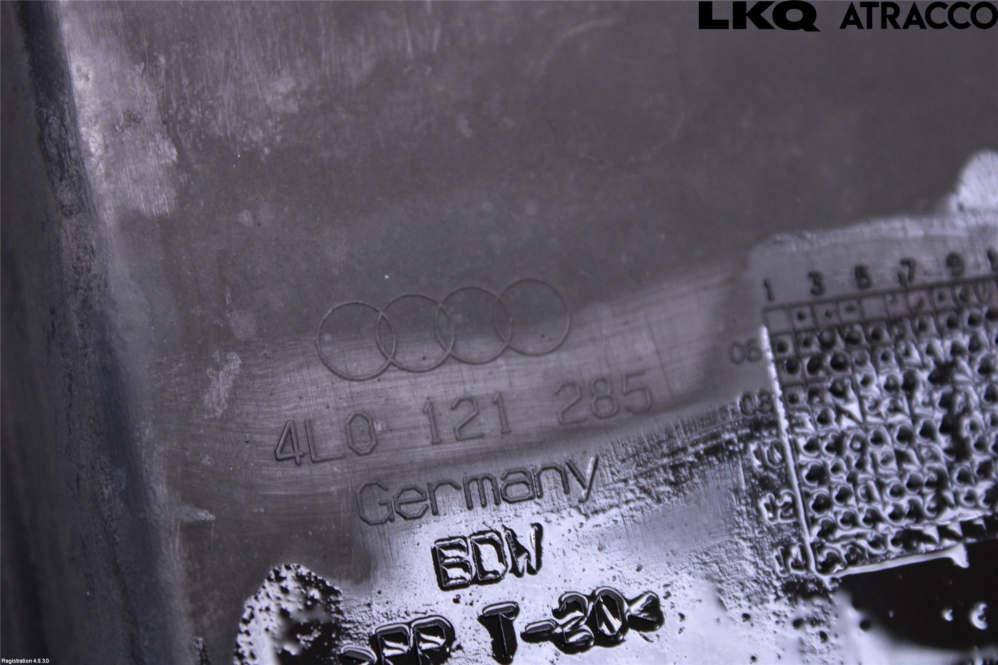 Audi Q7/SQ7 Täckplast Front