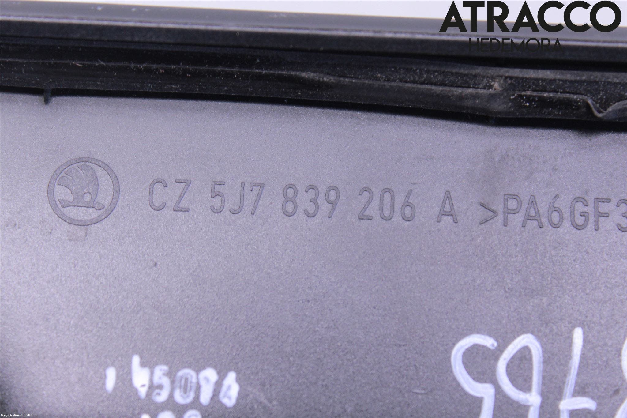 Skoda ROOMSTER Dörrhandtag Yttre Hö