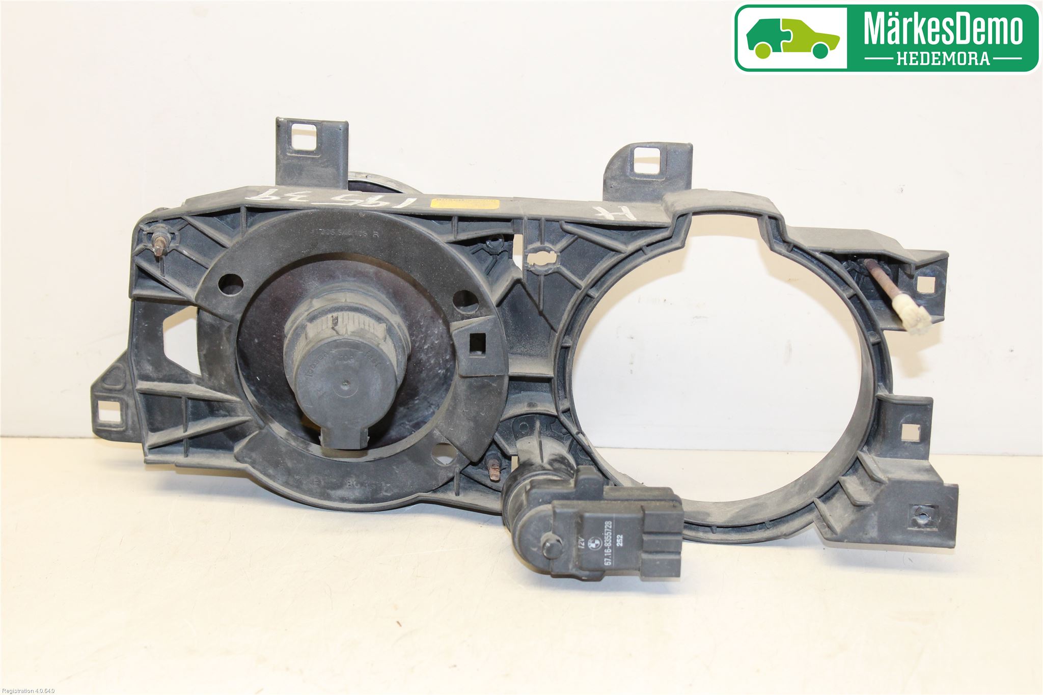 BMW 5 E34      88-96 Strålkastare Höger