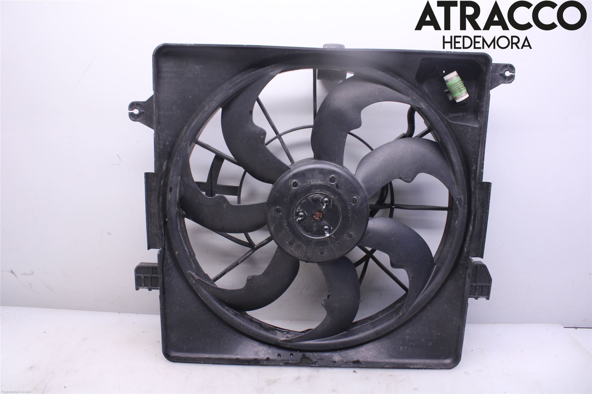 Hyundai i40 08-15 Kylfläkt El