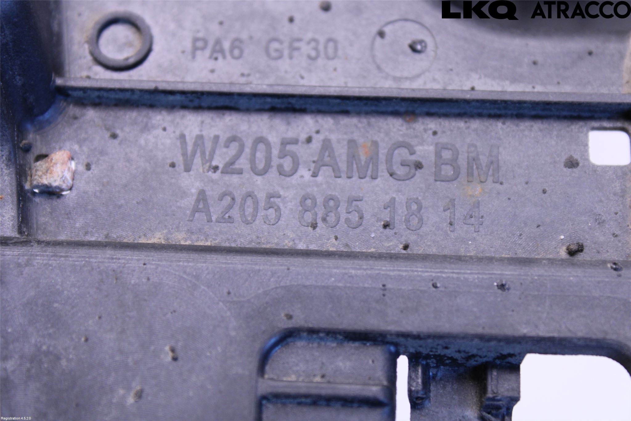 Mercedes-Benz MB C-KLASS (W205) 14-21 Stötfångarfäste Bak Hö