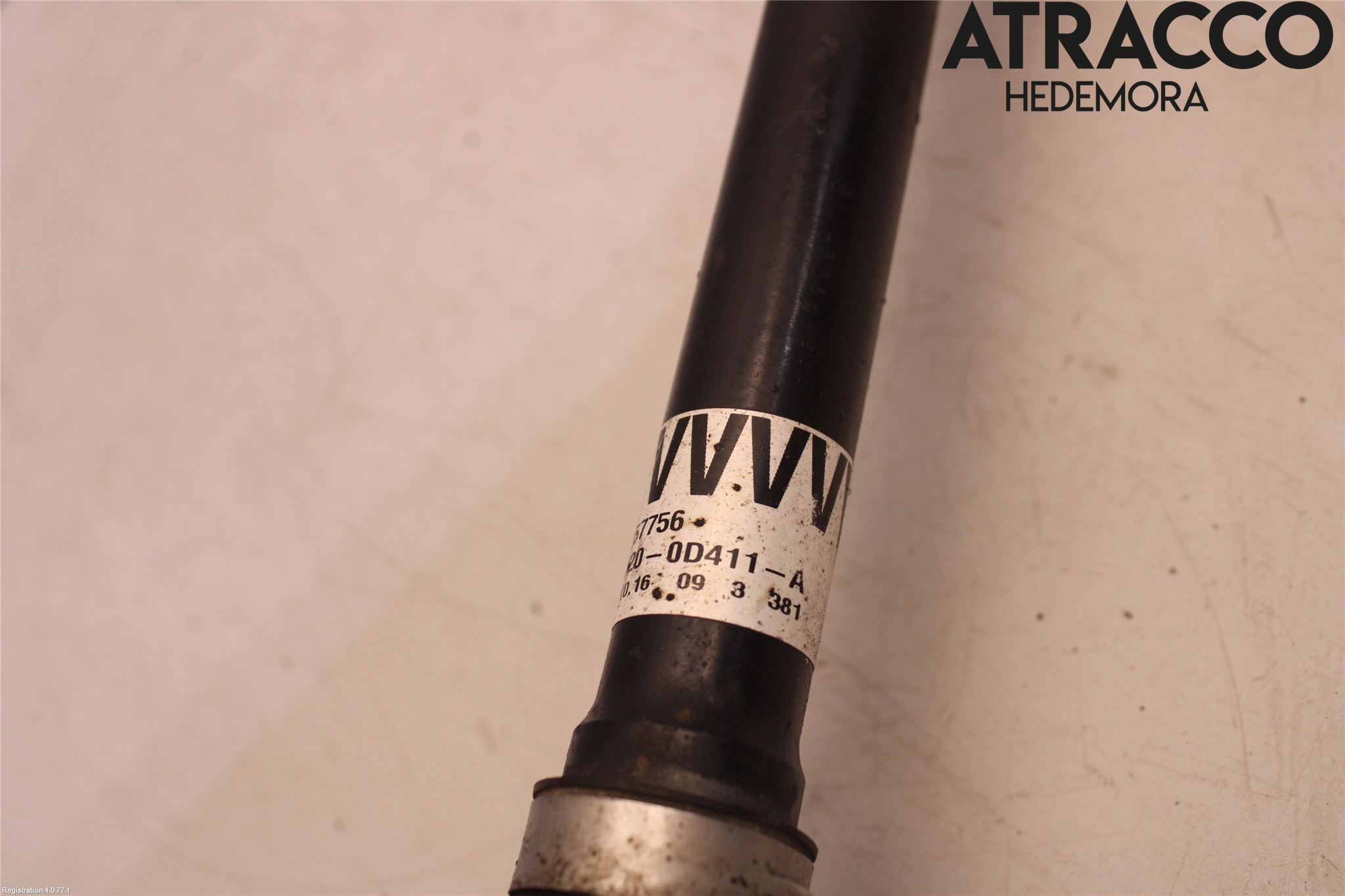 Toyota YARIS XP130 15-20 Drivaxel Fram Vänster