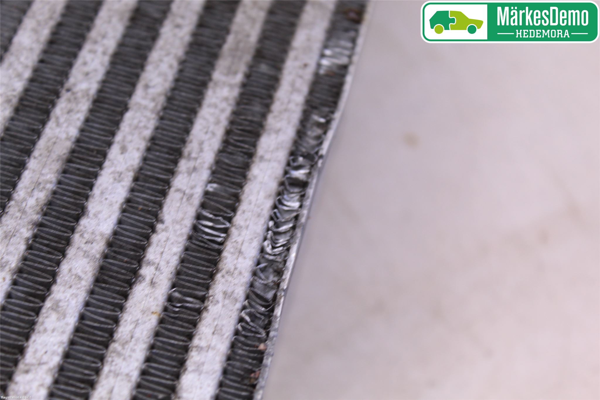 BMW 5 E60/61 Sed/Tou 02-10 Laddluft-Intercooler Kyl