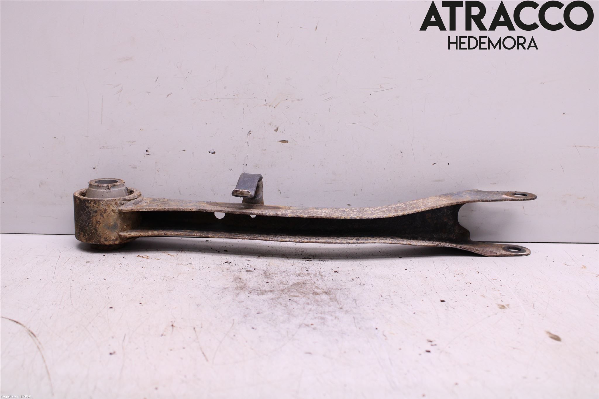 Subaru OUTBACK 10-15 Bärarm Bak Vänster