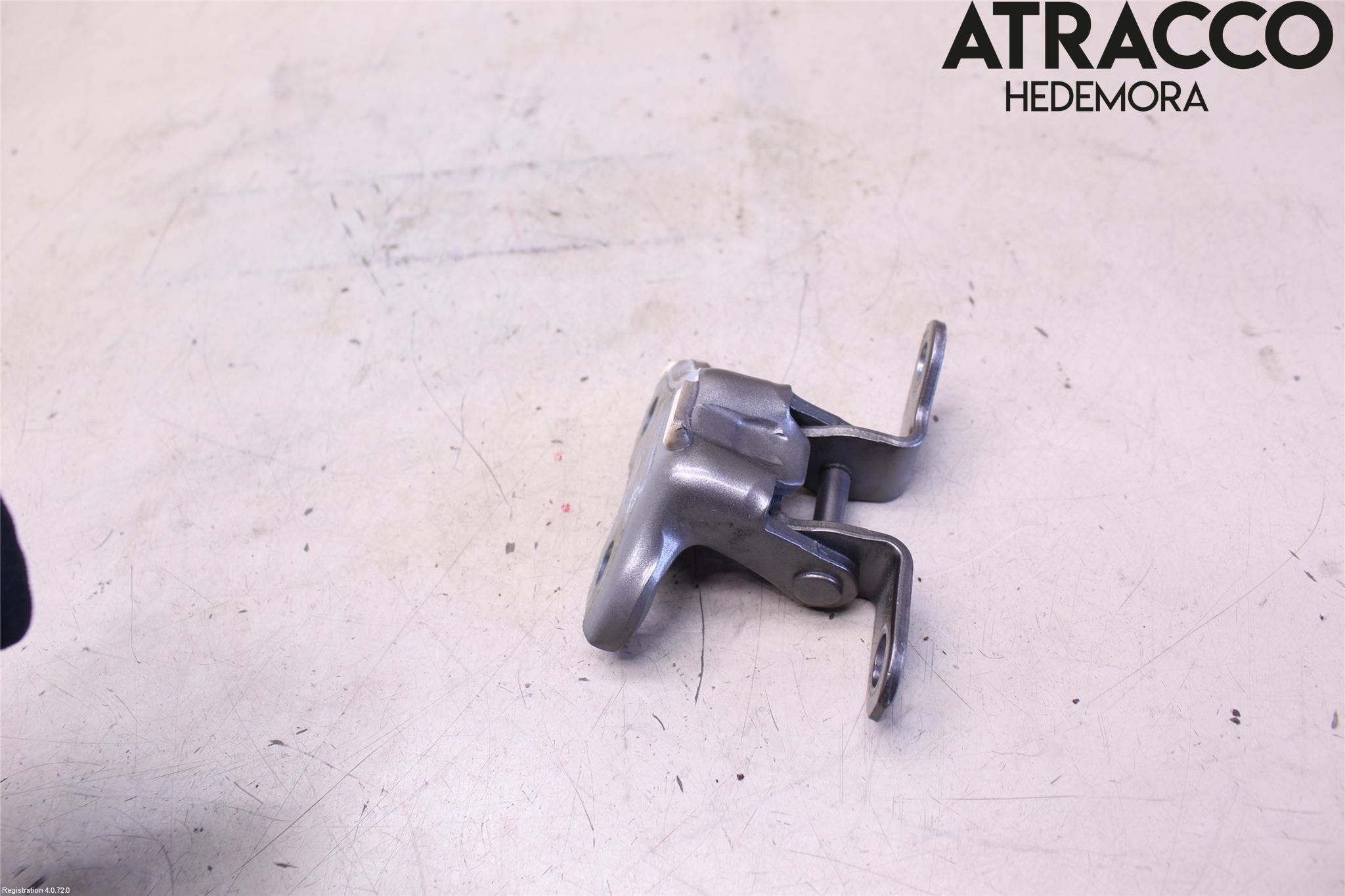 Toyota YARIS XP130 15-20 Dörrgångjärn