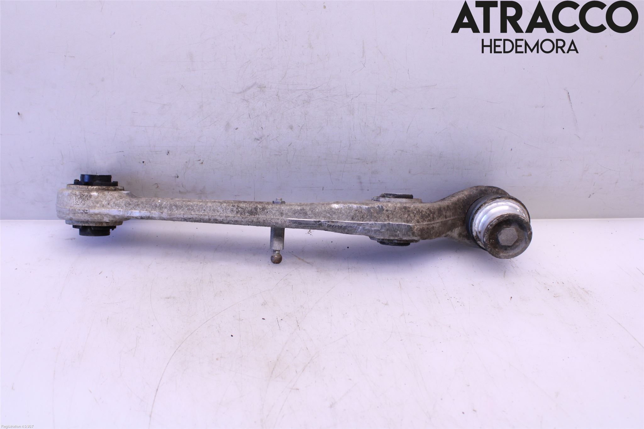 Audi A4 ALLROAD 17- Bärarm Fram Undre Vä