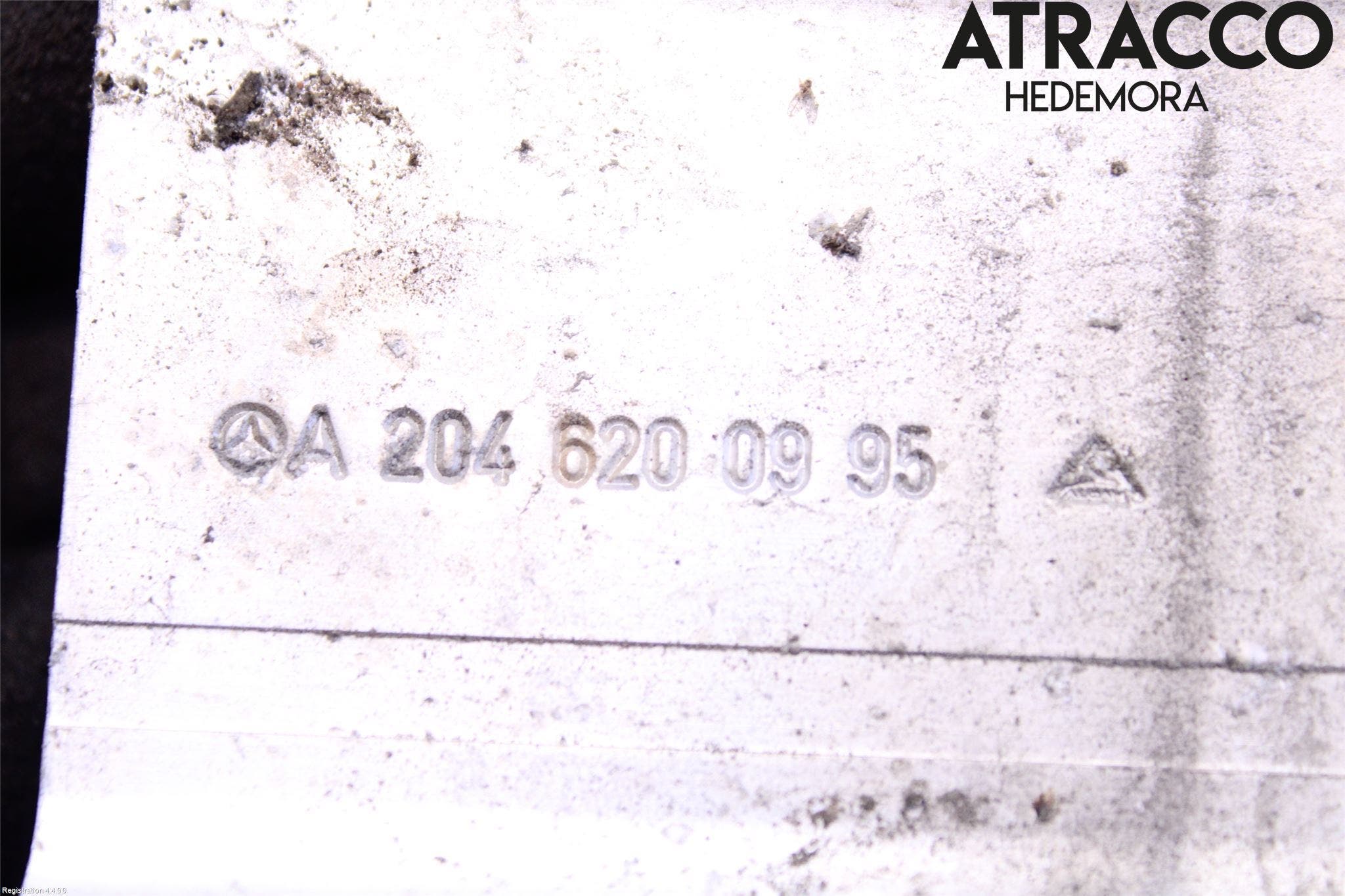 Mercedes-Benz MB C-KLASS (W204) 07-15 Stötfångarbärjärn Fram