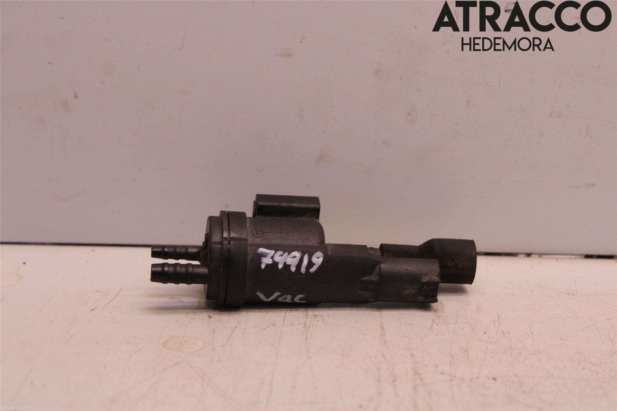 Mercedes-Benz MB C-KLASS (W205) 14-21 Vakuumventil