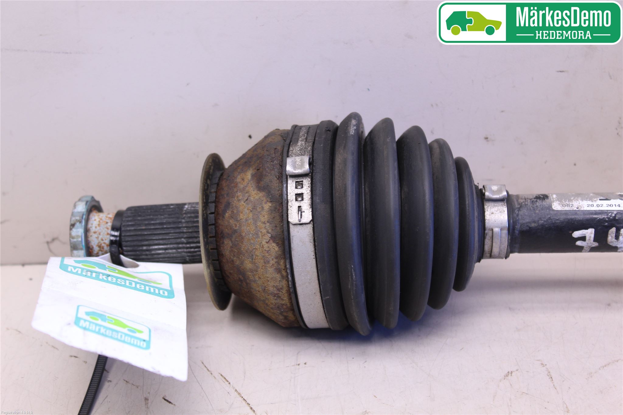 Audi A1/S1 11-18 Drivaxel Fram Vänster