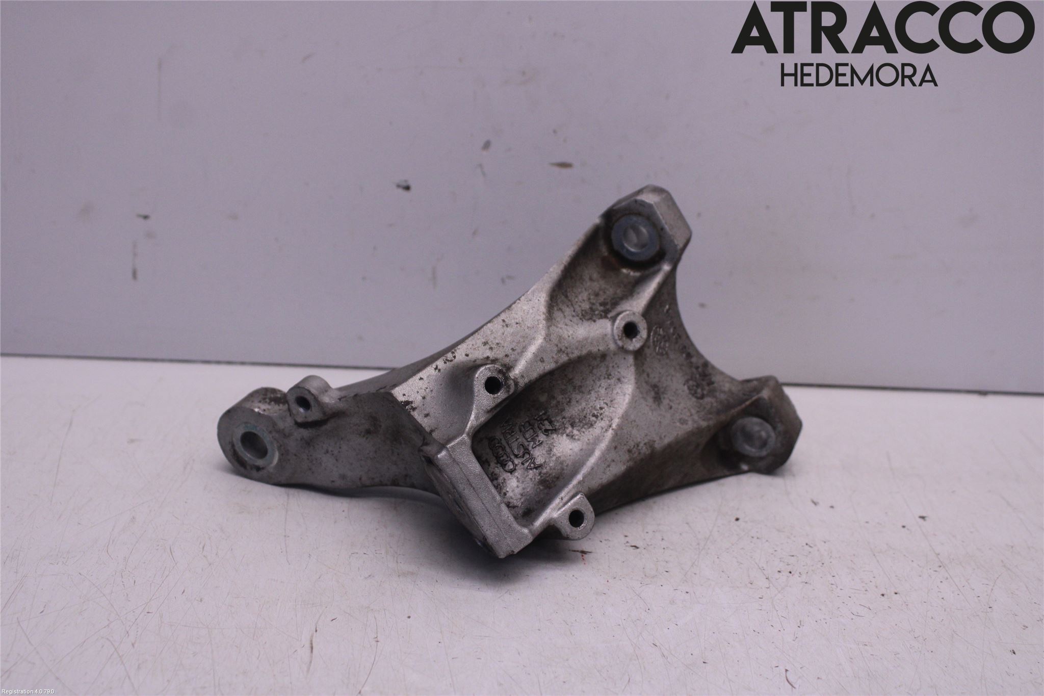 Audi A4/S4 01-05 Motorfäste