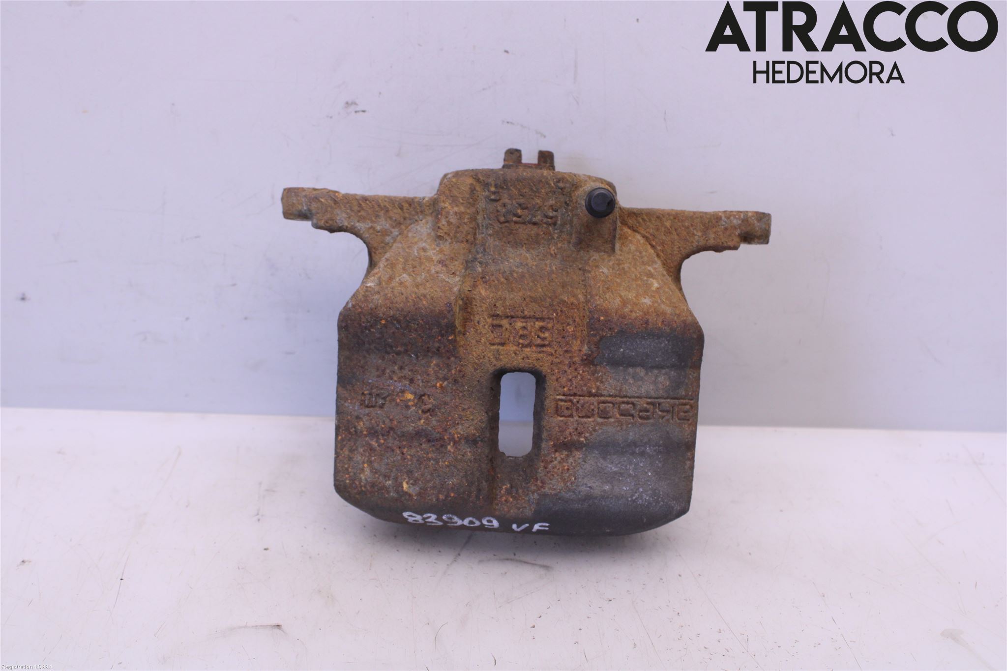 Renault KADJAR 15- Bromsok Fram Vänster