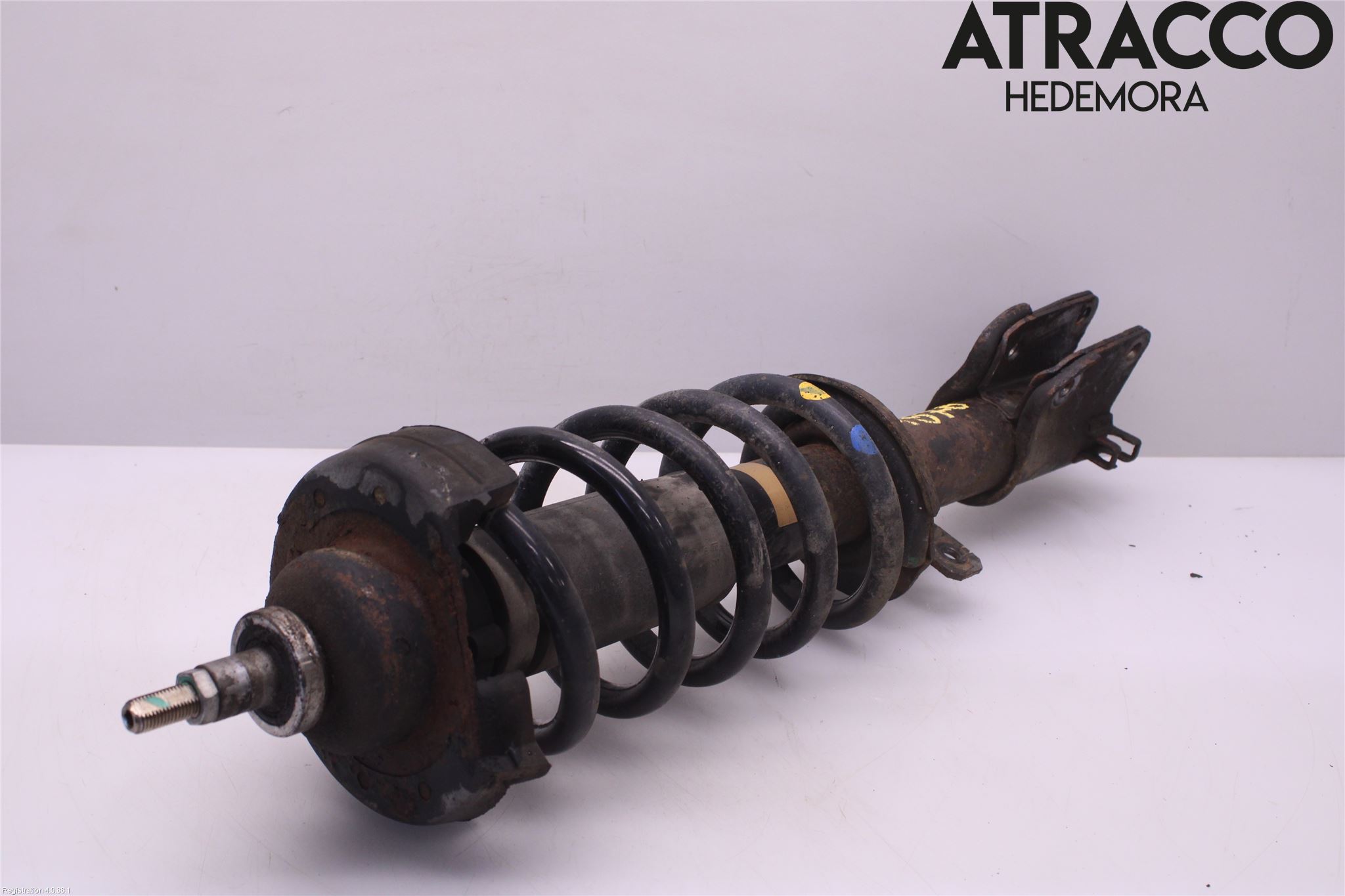 Nissan PRIMASTAR Fjäderben Fram Höger