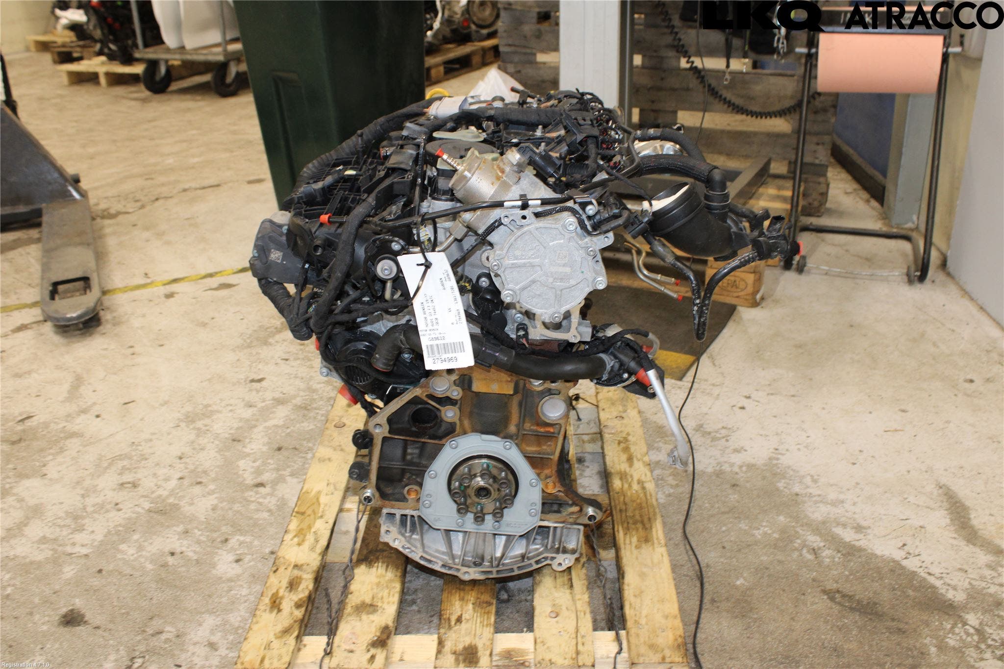 Audi Q3 F3 19- Motor Bensin
