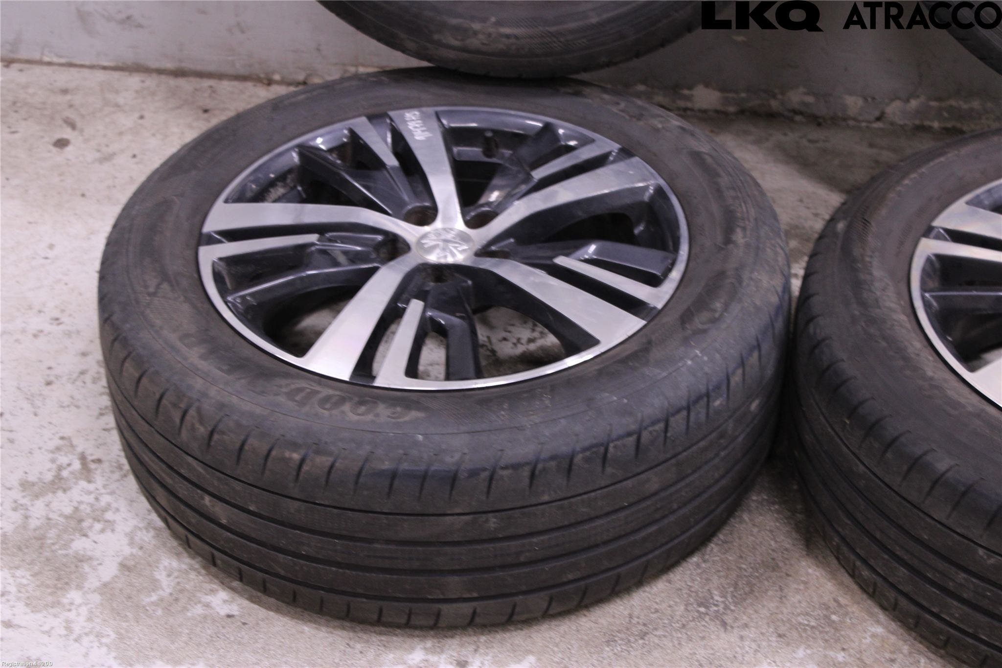 Peugeot 3008 17-24 Sommardäck Alumfälg 4St